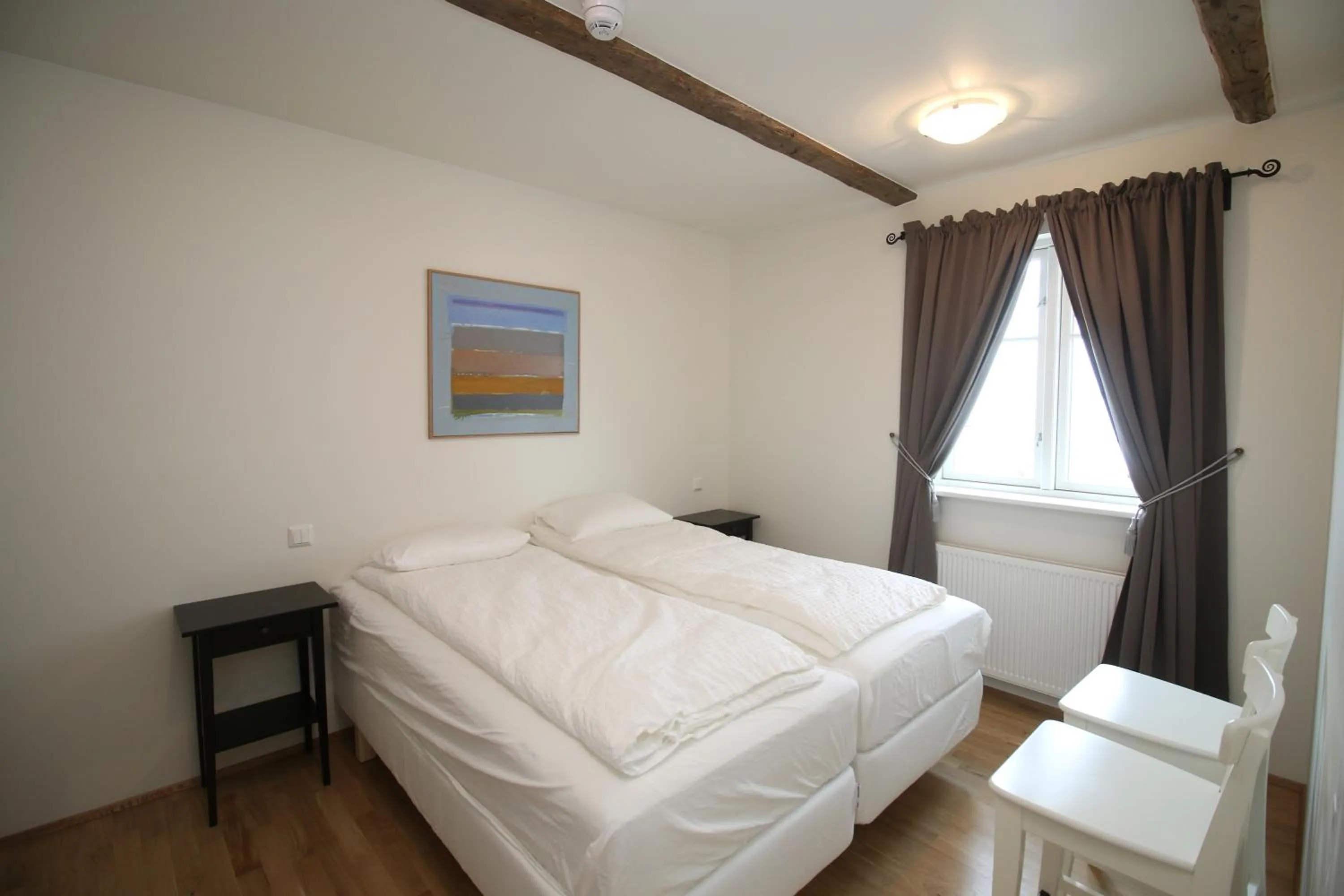 Bedroom, Bed in Acco Ice Apartments