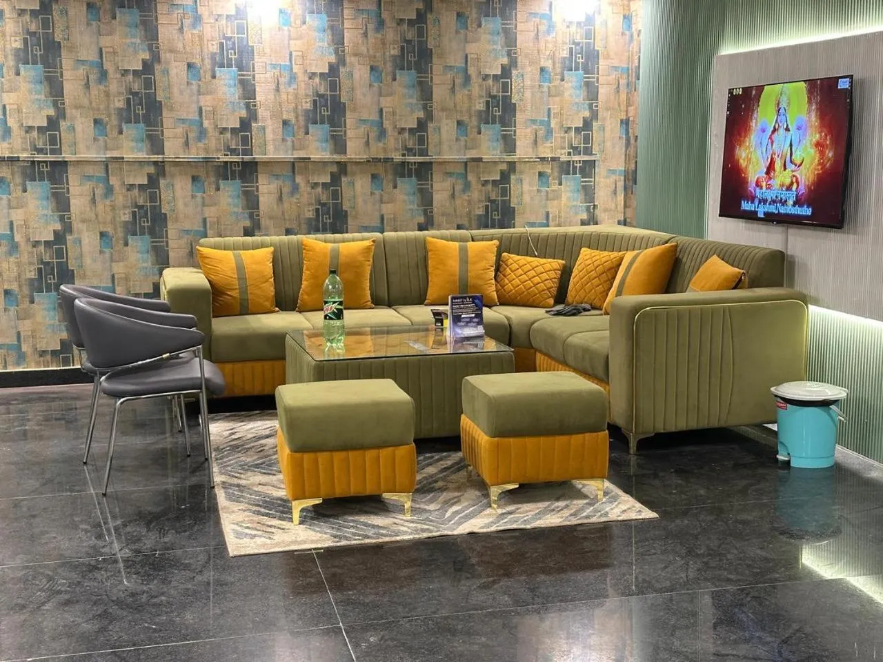 Soothing Stayz - Near Medanta The Medicity