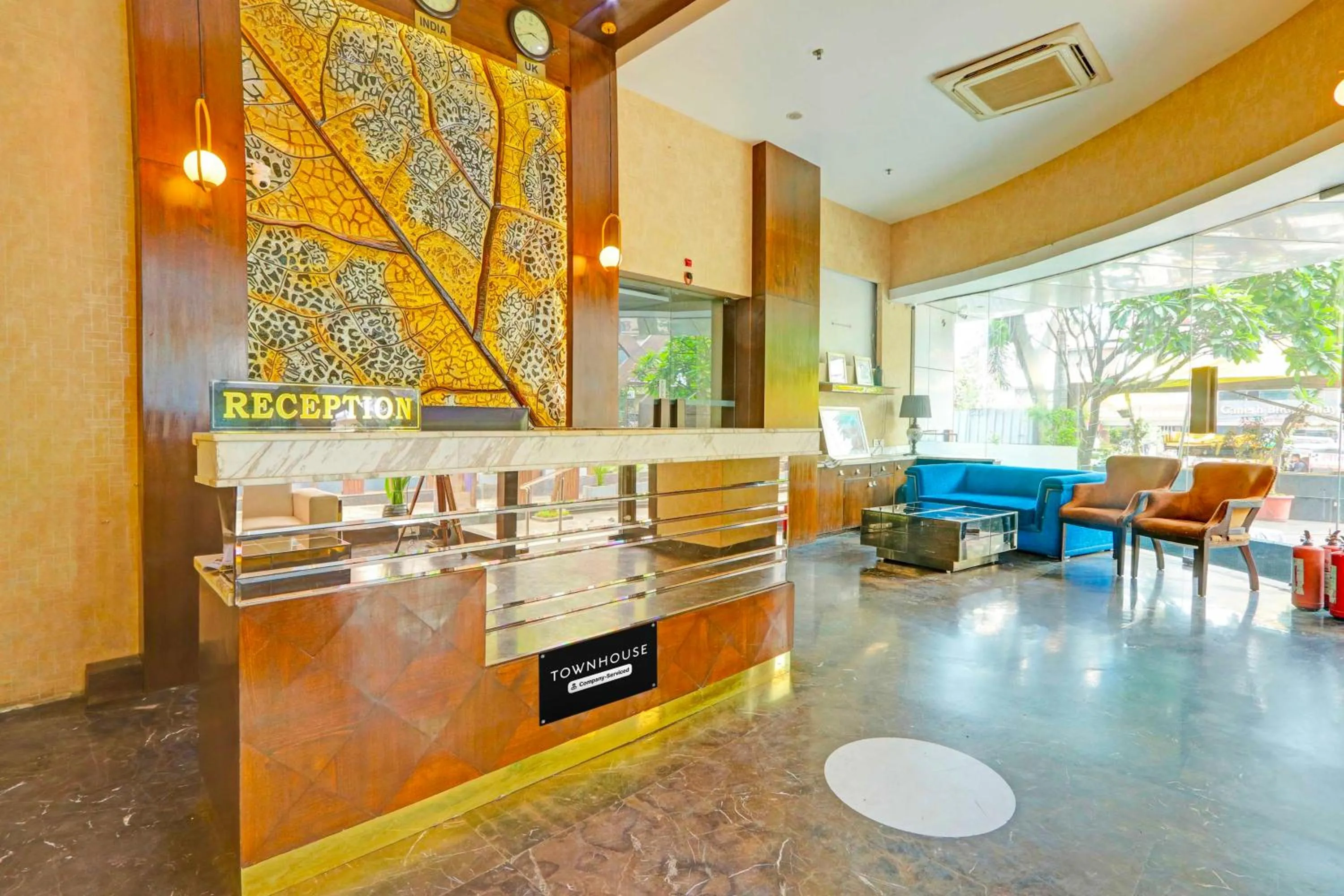 Lobby or reception in Townhouse Sitabuldi Railway Station