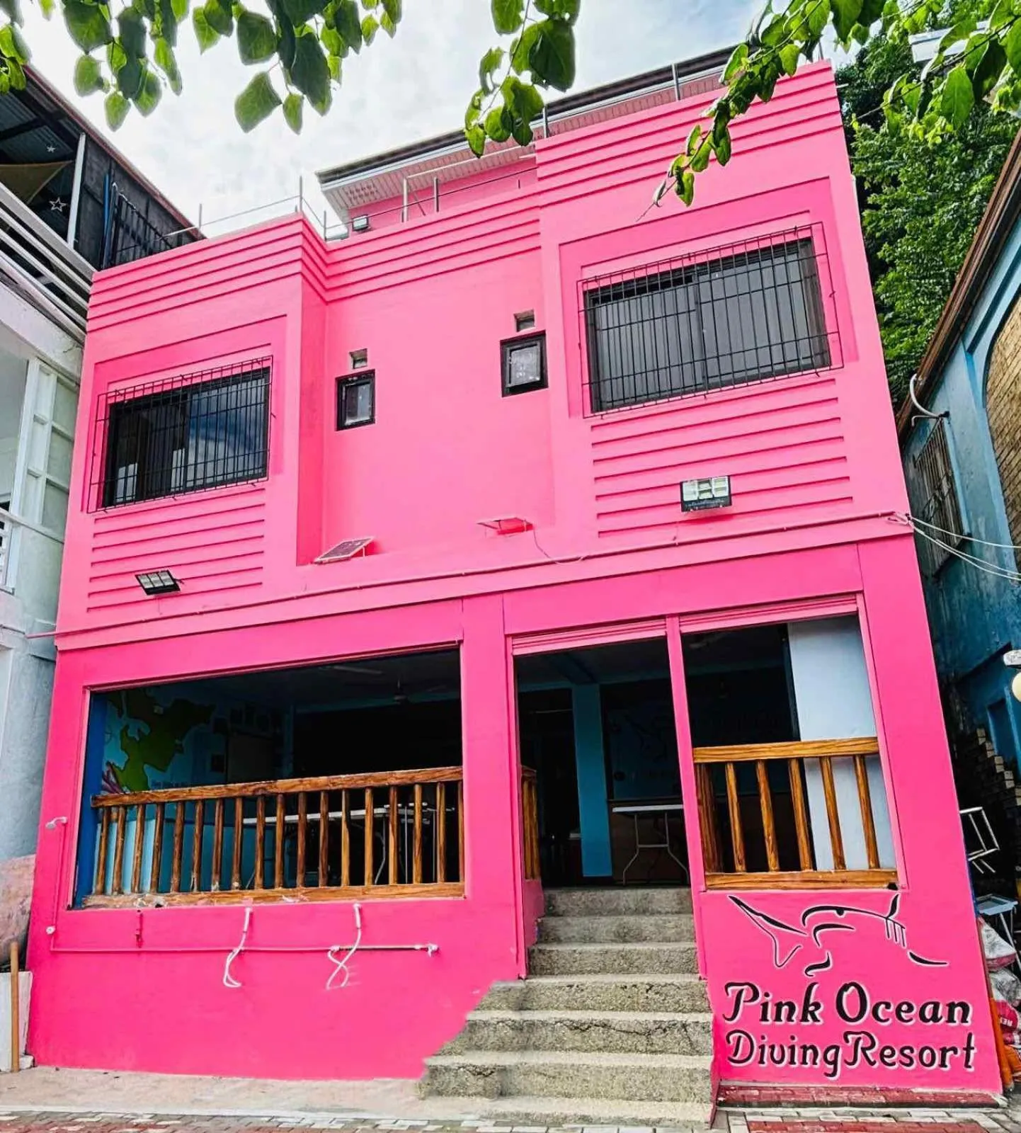 Pink Ocean Diving Resort Sabang Puerto Galera