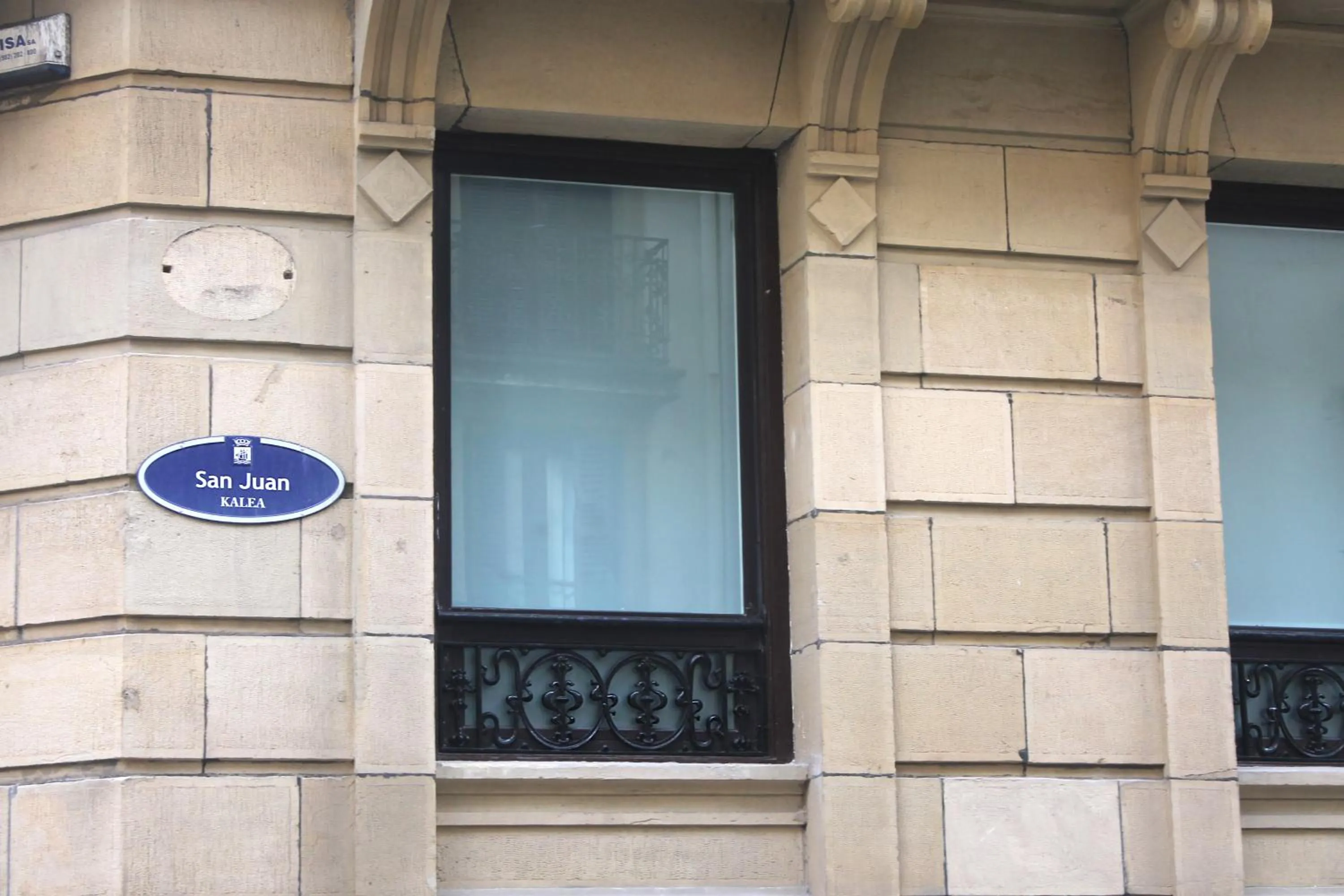 Facade/entrance in Talaia HT