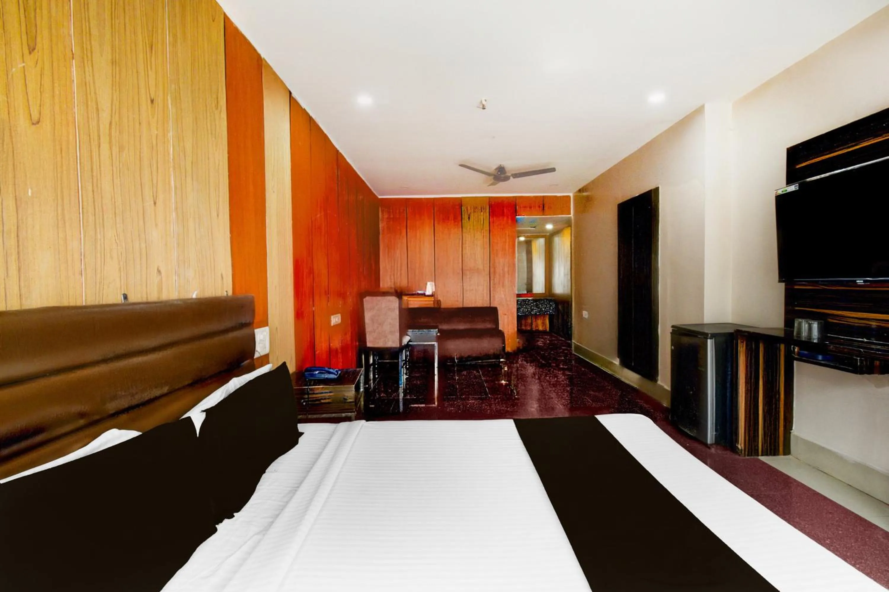Bedroom, Bed in Super Townhouse Narayanaguda Metro Station Formerly Hotel Anshu Grand