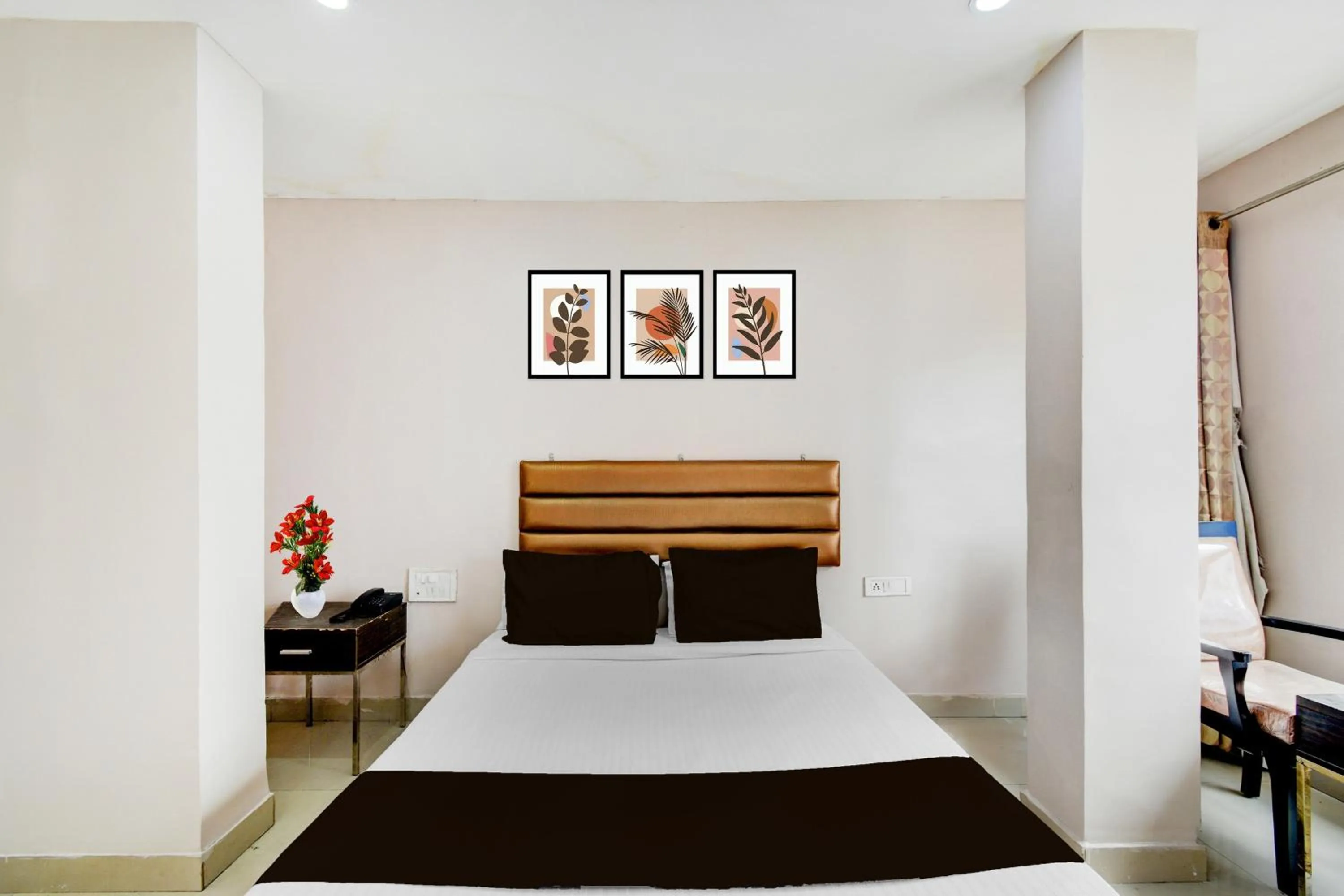 Bedroom, Bed in Super Townhouse Narayanaguda Metro Station Formerly Hotel Anshu Grand