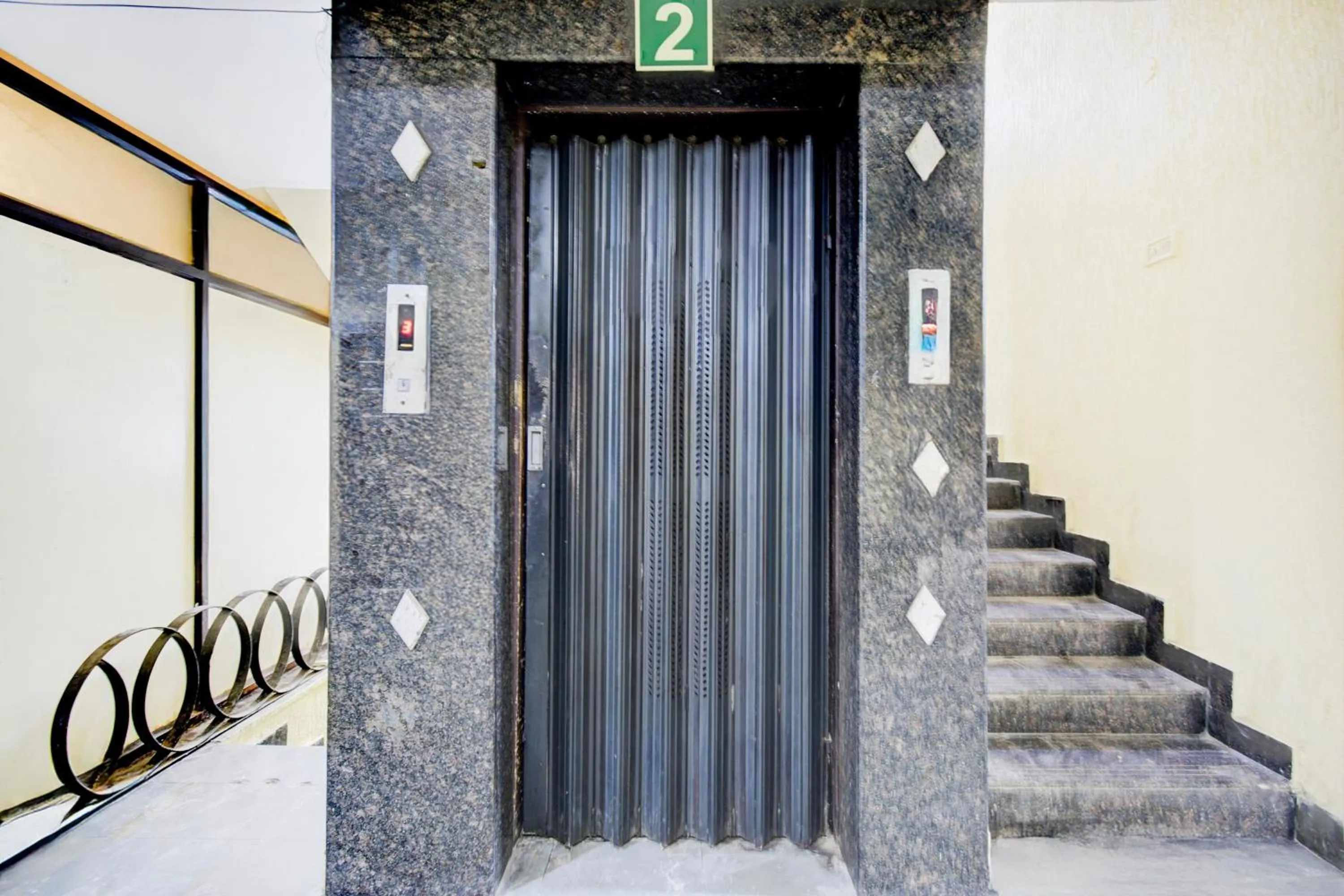 Lobby or reception in Super Townhouse Narayanaguda Metro Station Formerly Hotel Anshu Grand