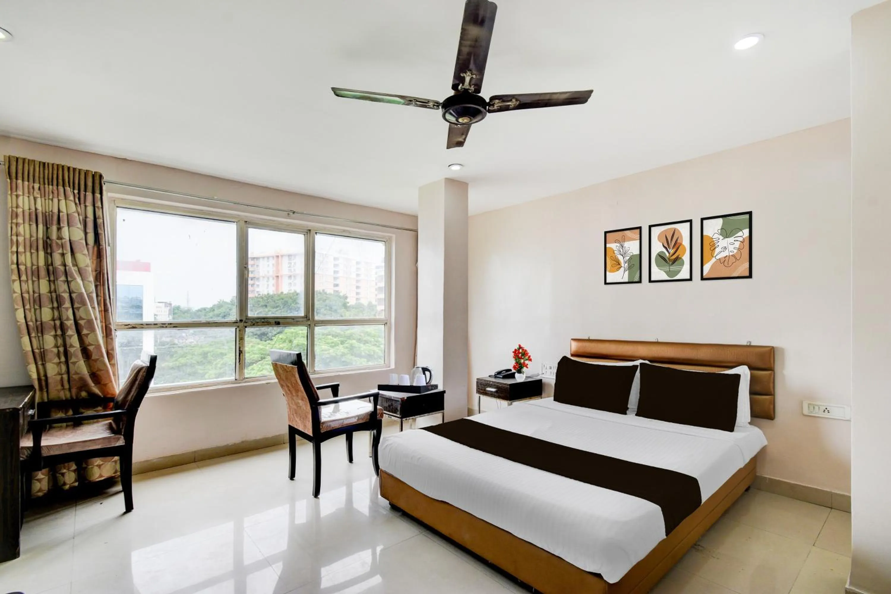 Bedroom, Bed in Super Townhouse Narayanaguda Metro Station Formerly Hotel Anshu Grand