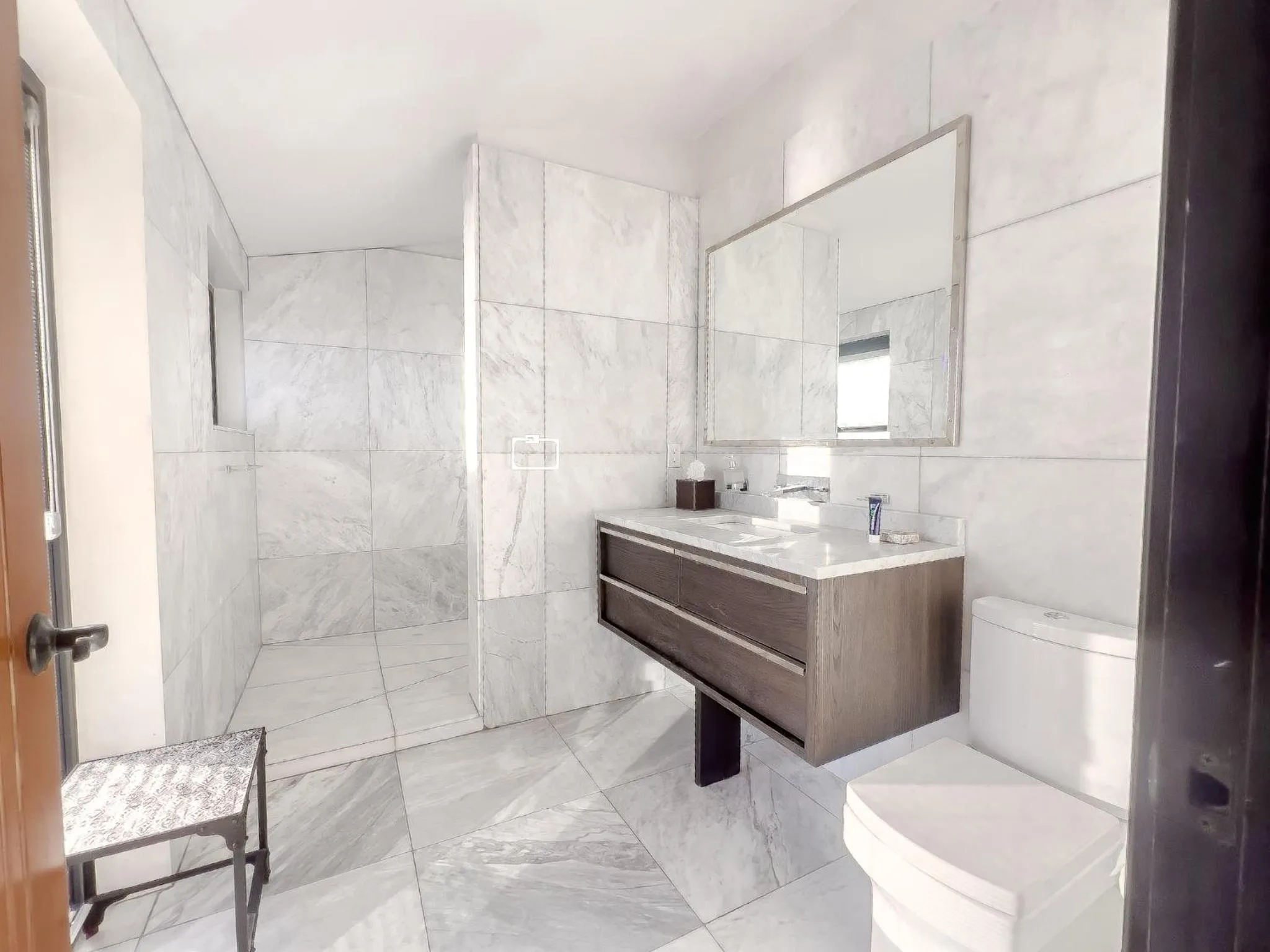 Bathroom in Tamarind Hills Resort & Villas