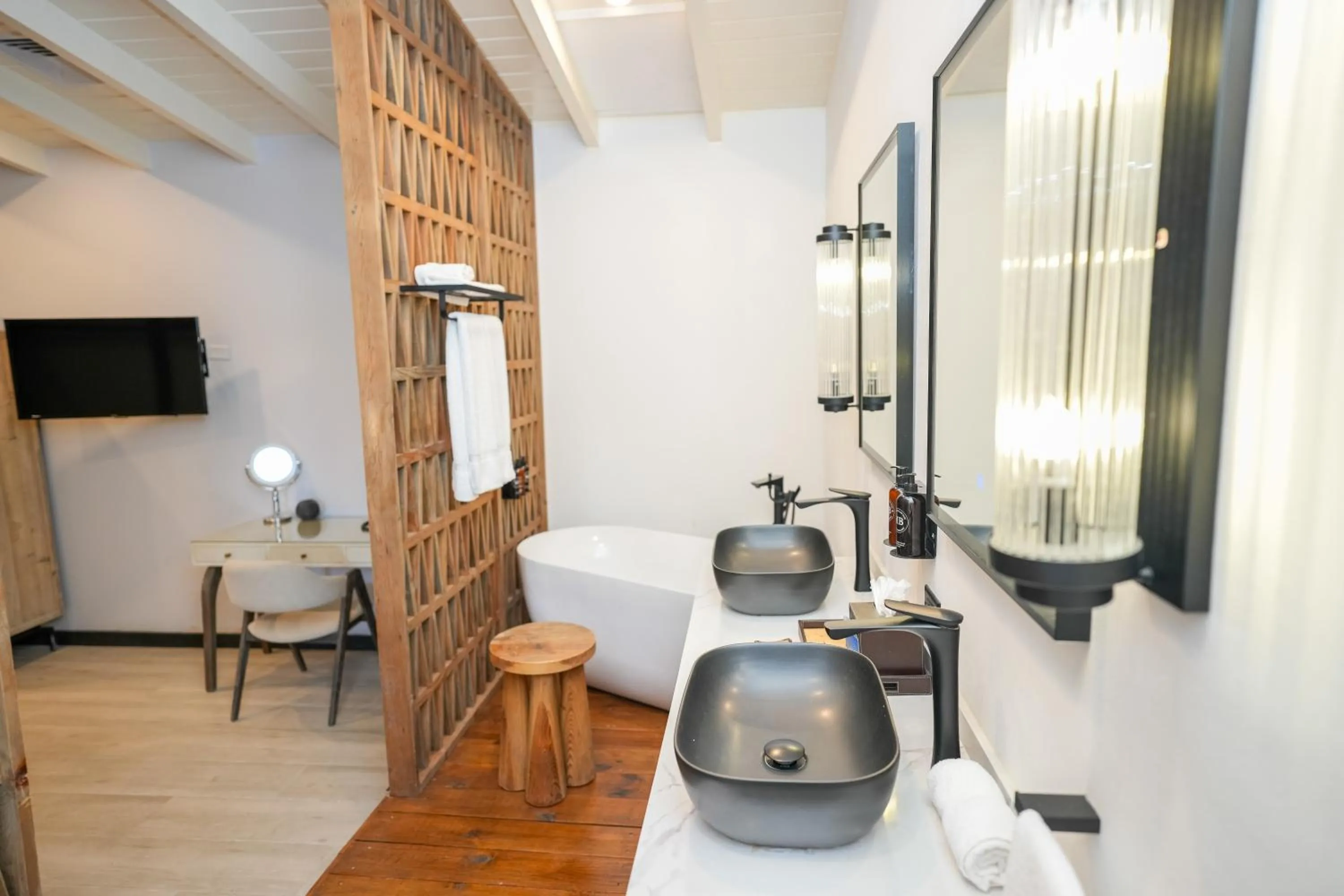 Bathroom in Tamarind Hills Resort & Villas