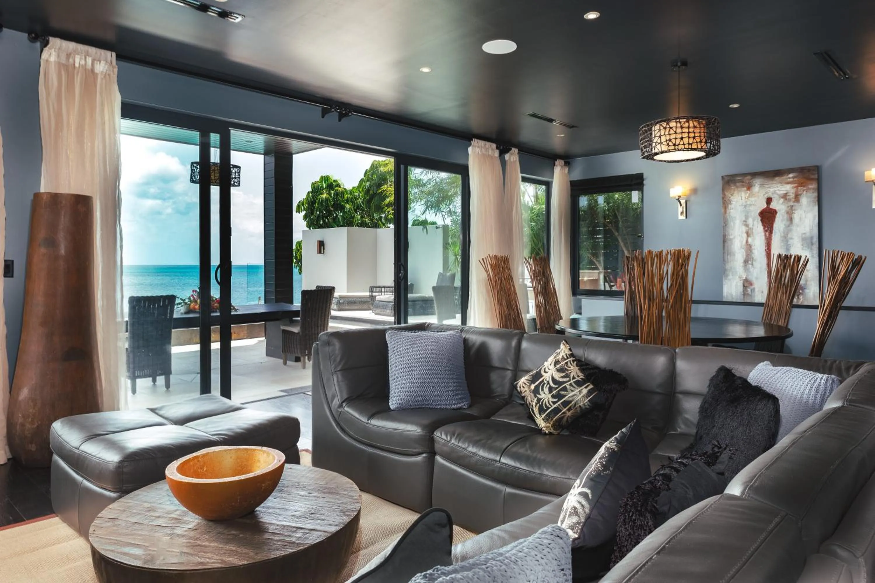 Living room in Tamarind Hills Resort & Villas