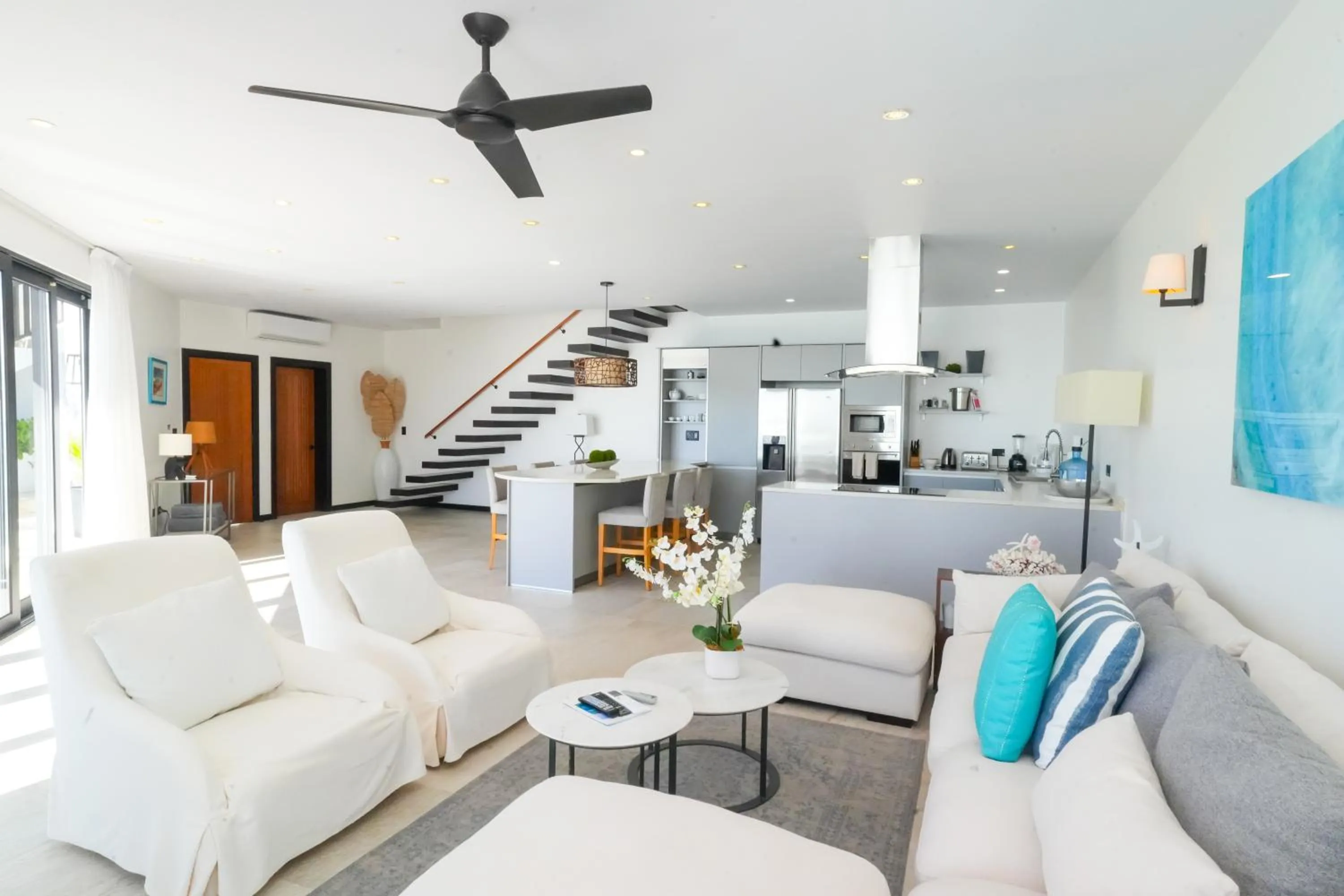 Living room in Tamarind Hills Resort & Villas