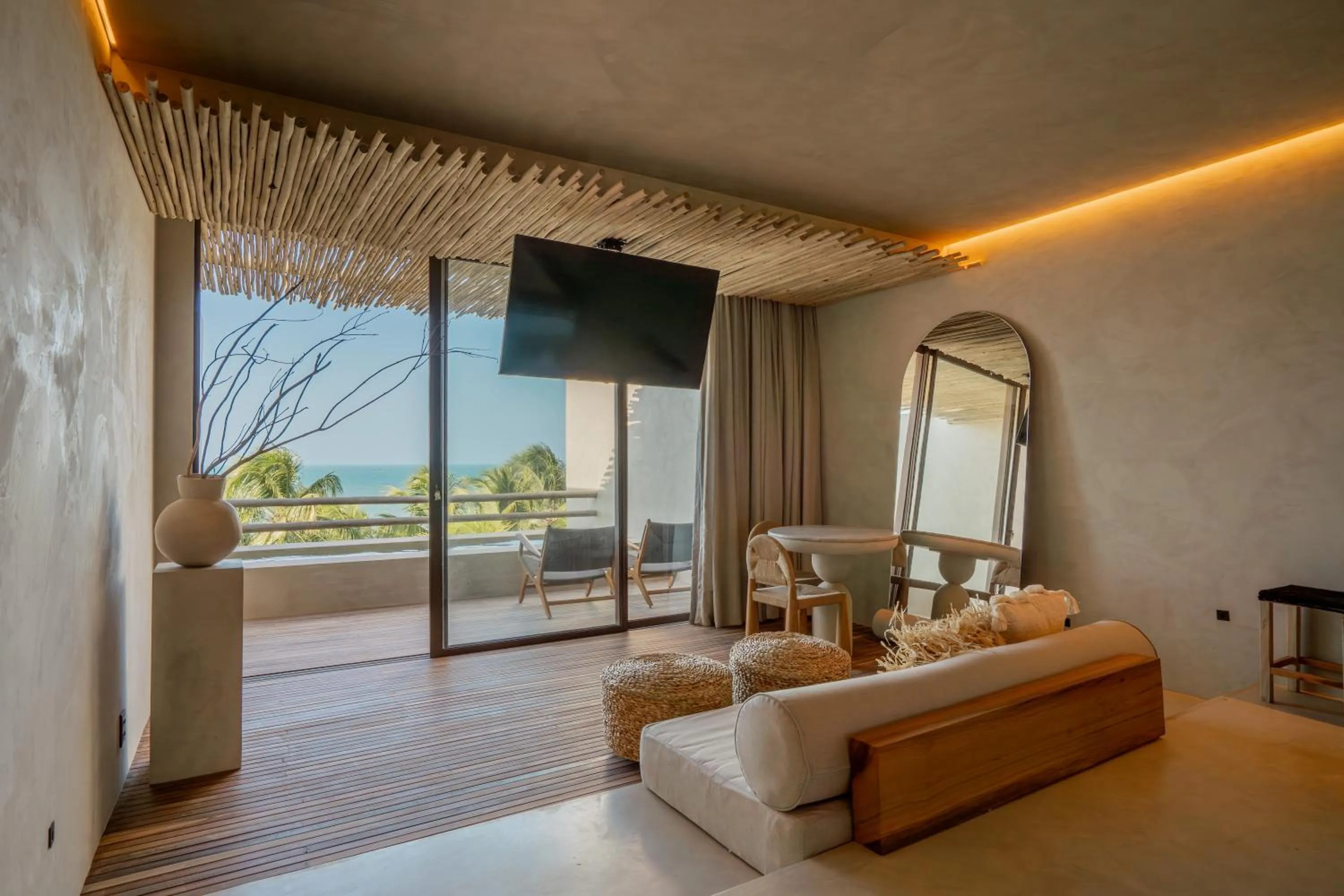 TV and multimedia, Bed in Mana Cumbuco Hotel