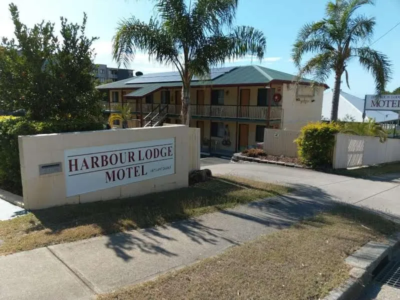 Facade/entrance in Harbour Lodge Motel