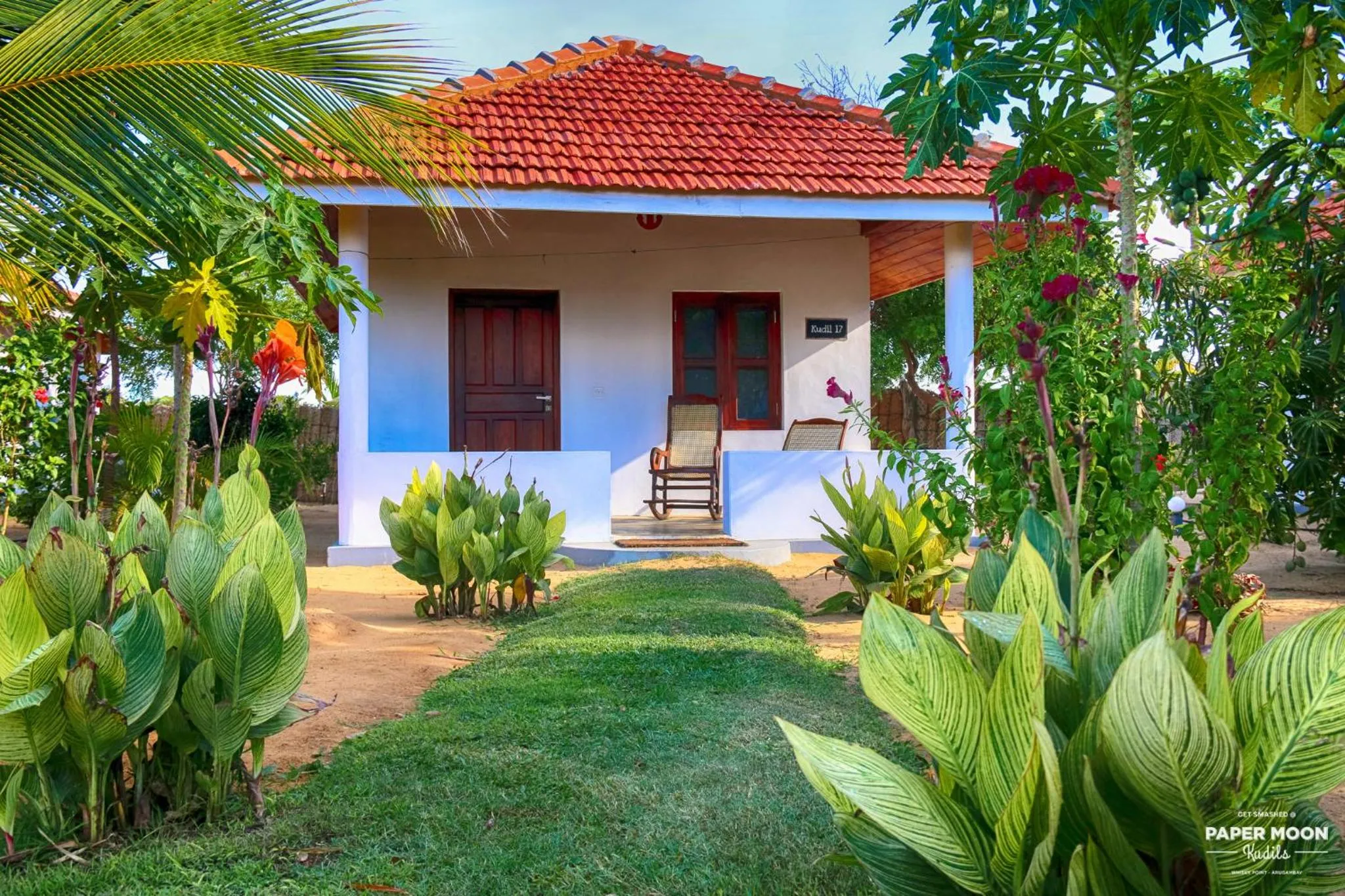 Photo of the whole room in Paper Moon Kudils