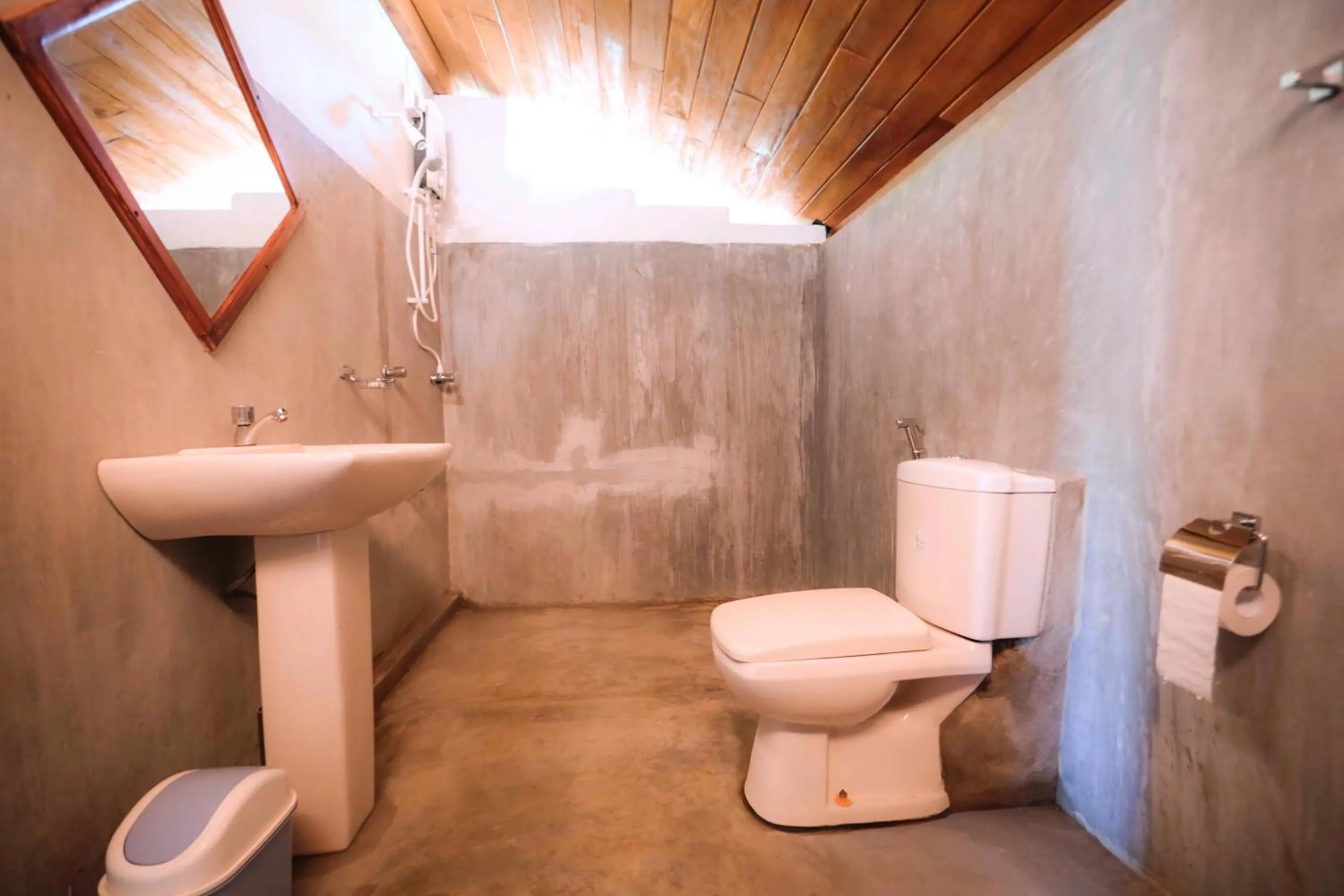 Bathroom in Paper Moon Kudils