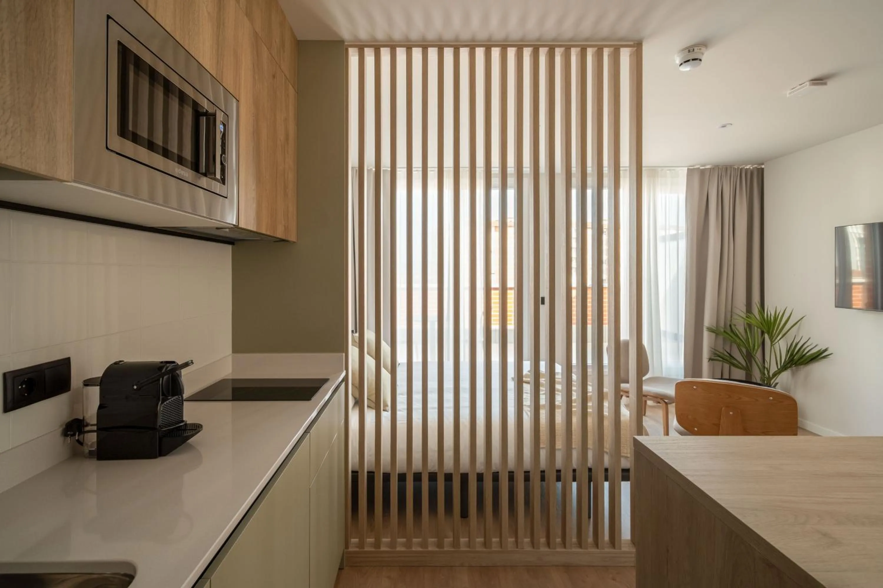 kitchen in Líbere Pamplona Universidad