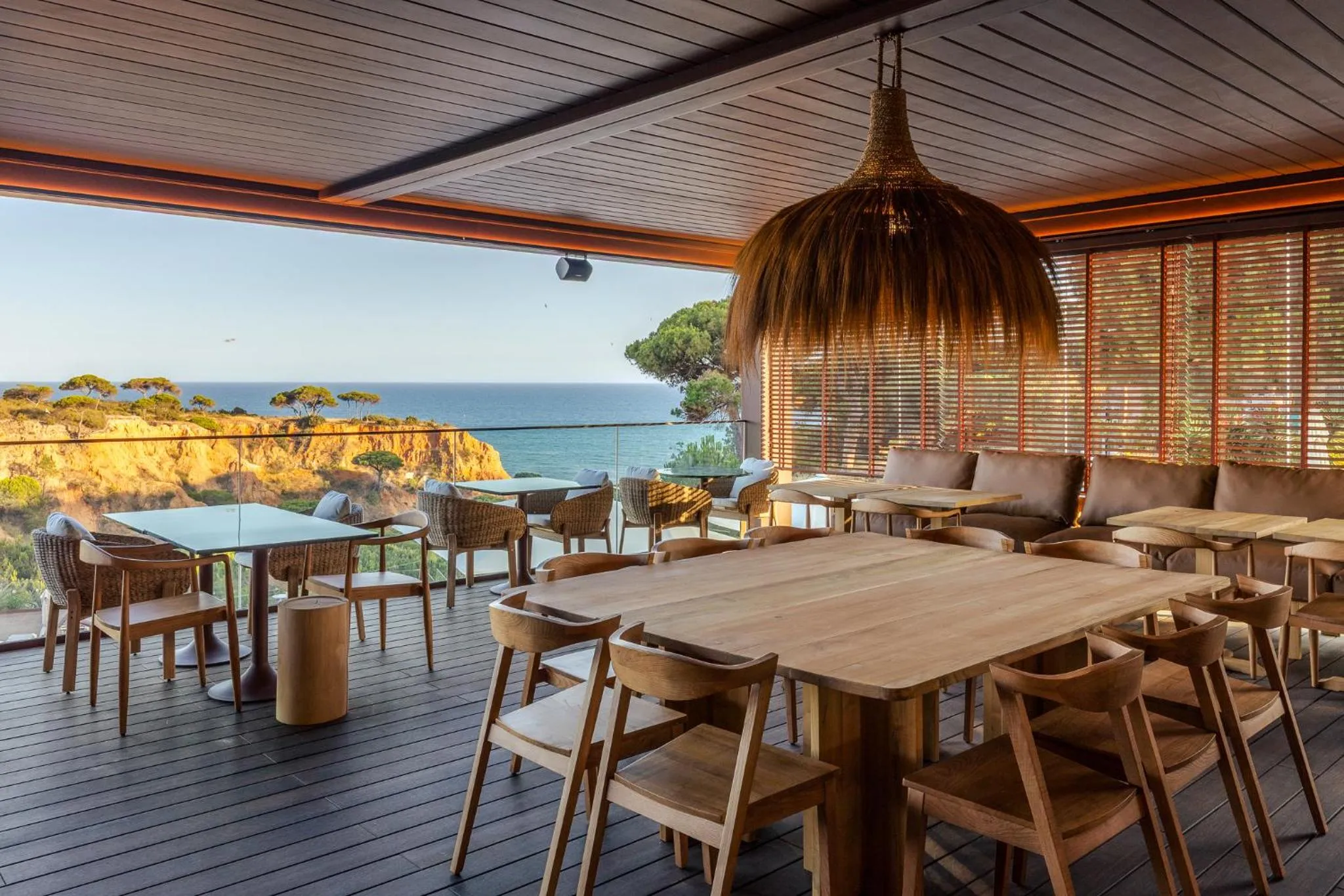 Restaurant/places to eat in 3HB Falesia Beach