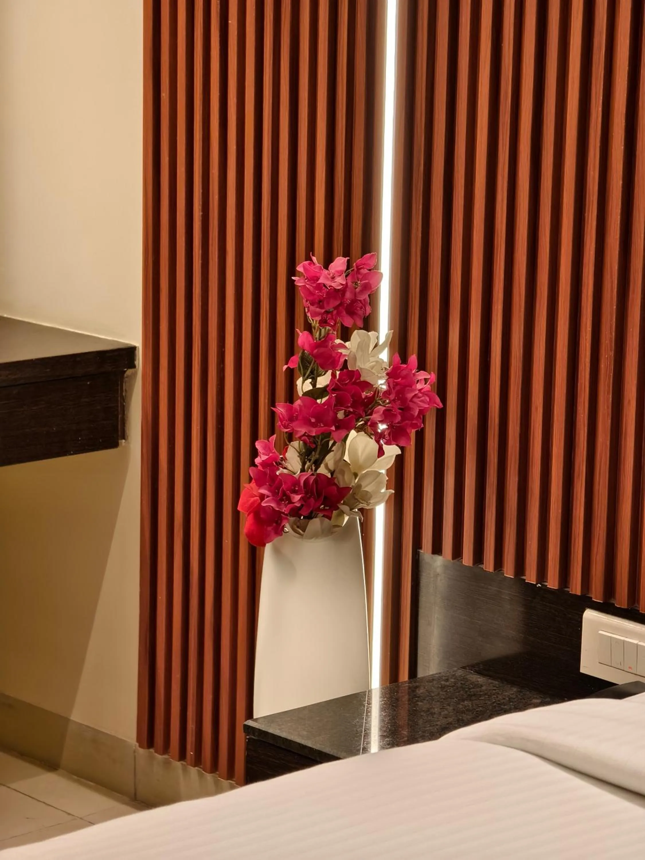 Bedroom, Bed in Hotel Vaishnavi