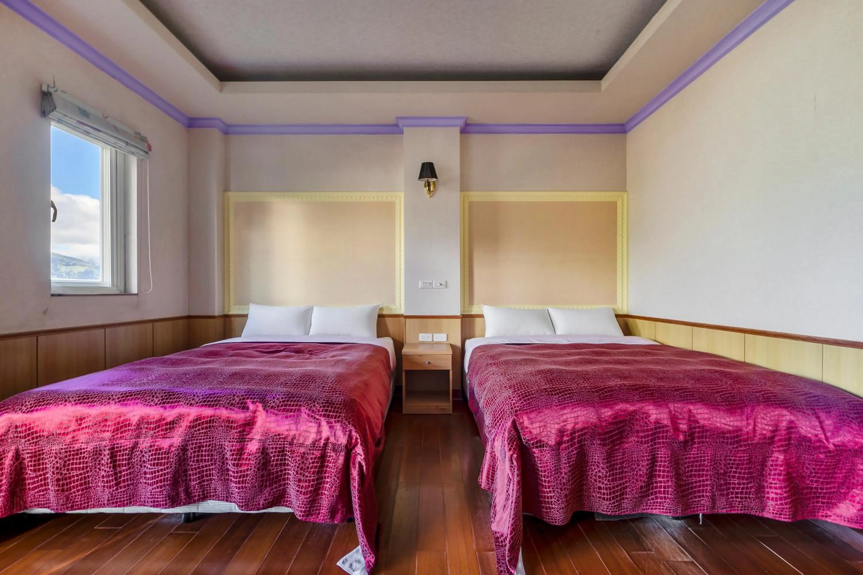 Bed in Chingjing New Paradise B&B