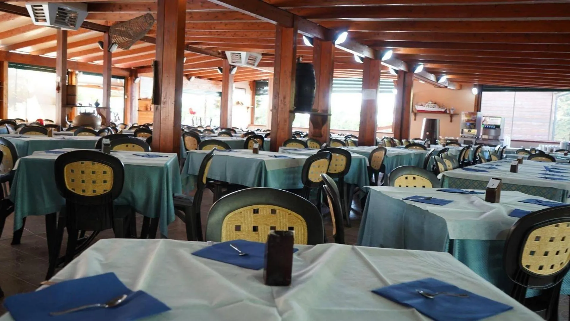 Breakfast, Restaurant/Places to Eat in Villaggio & Residence Club Aquilia