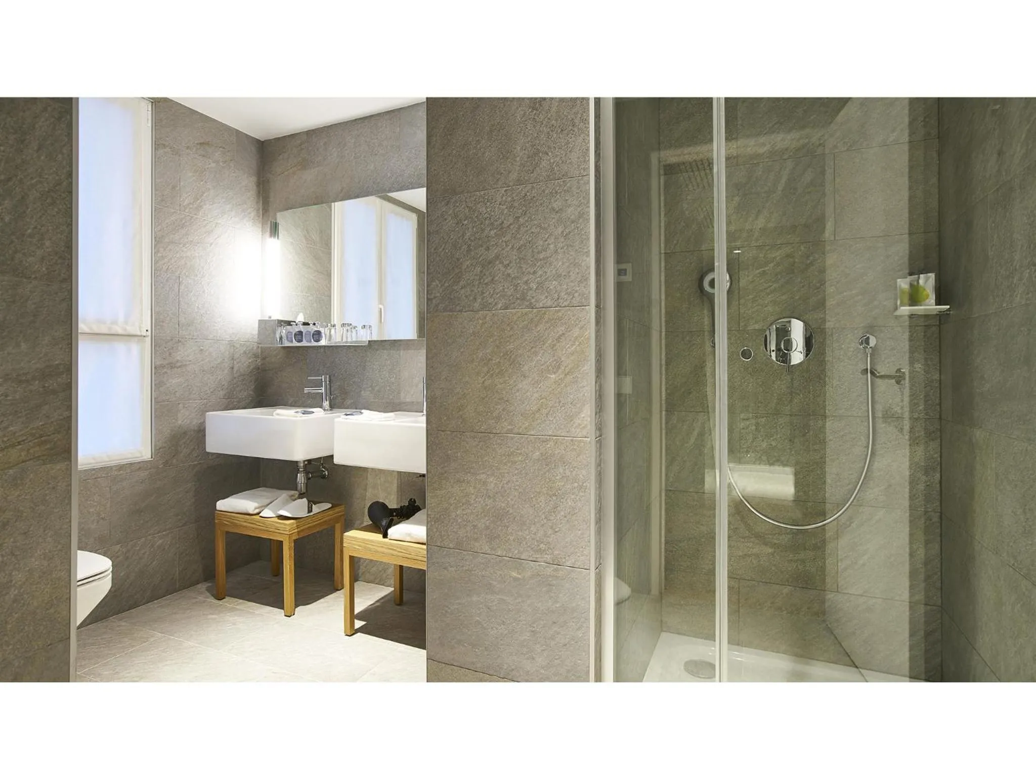 Bathroom in 9Hotel Republique