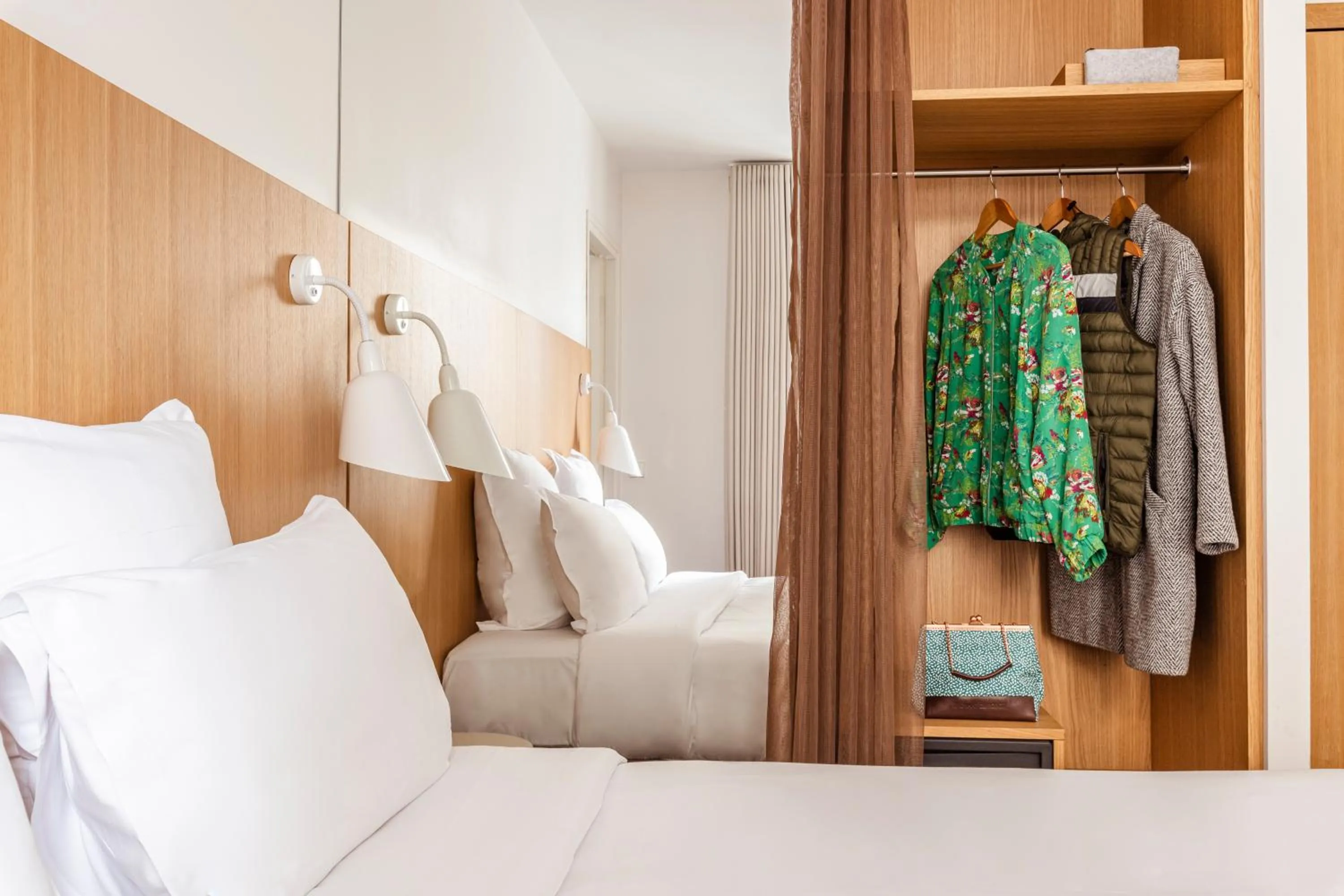 Bed in 9Hotel Republique