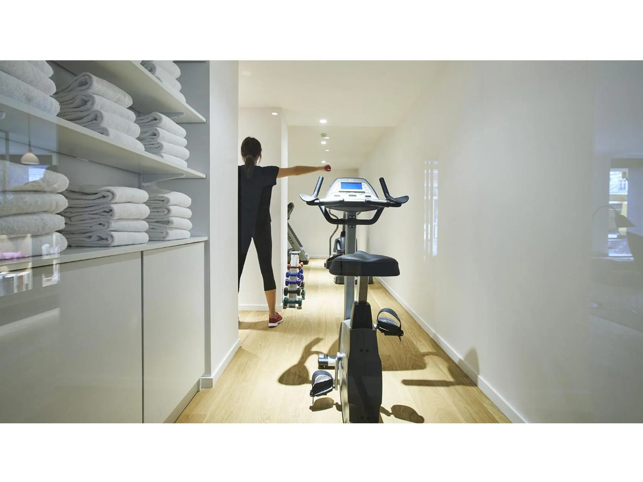 Fitness centre/facilities in 9Hotel Republique