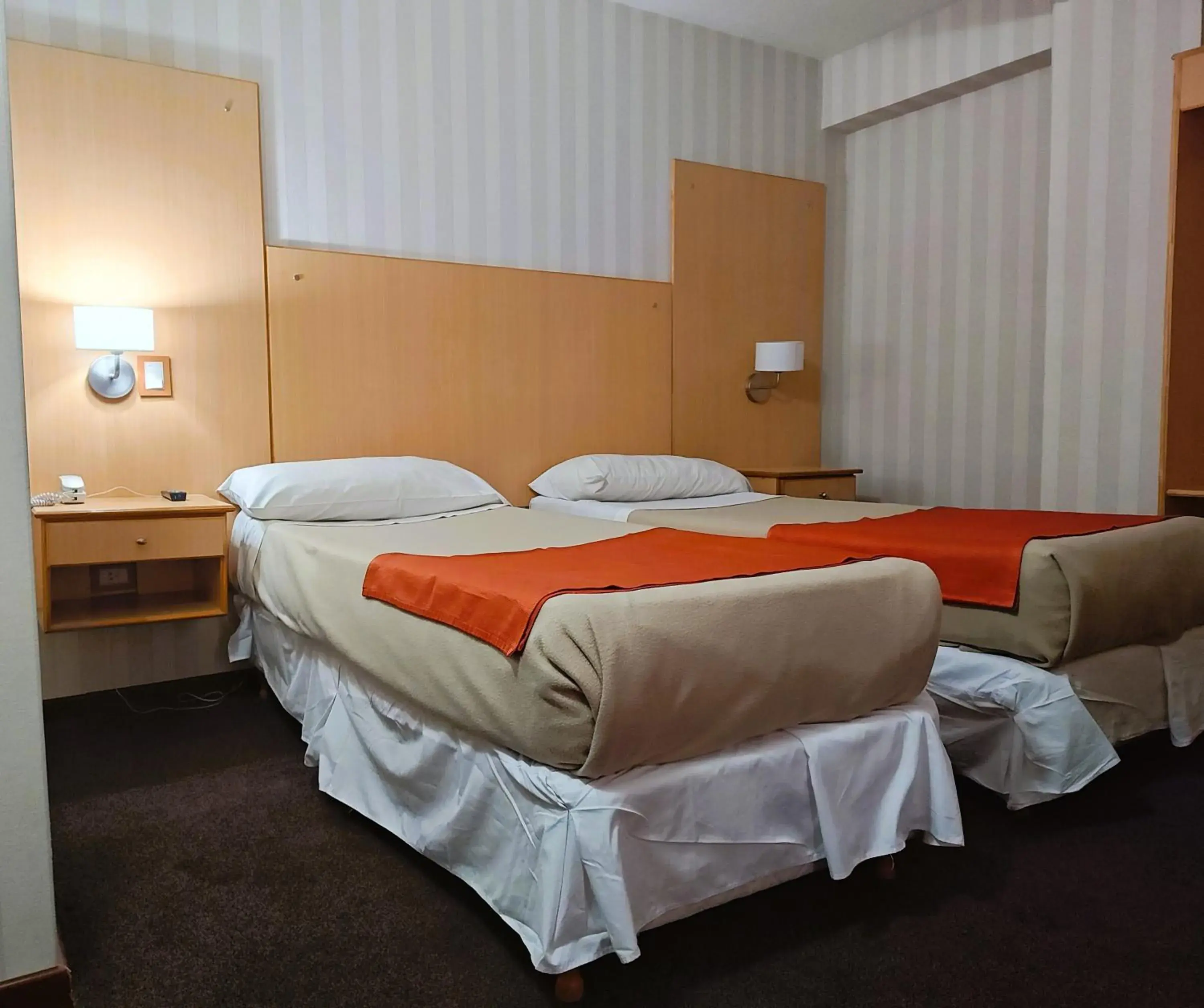 Superior Twin Room - single occupancy in Hotel El Cortijo Superior Twin Room - single occupancy in Hotel El Cortijo