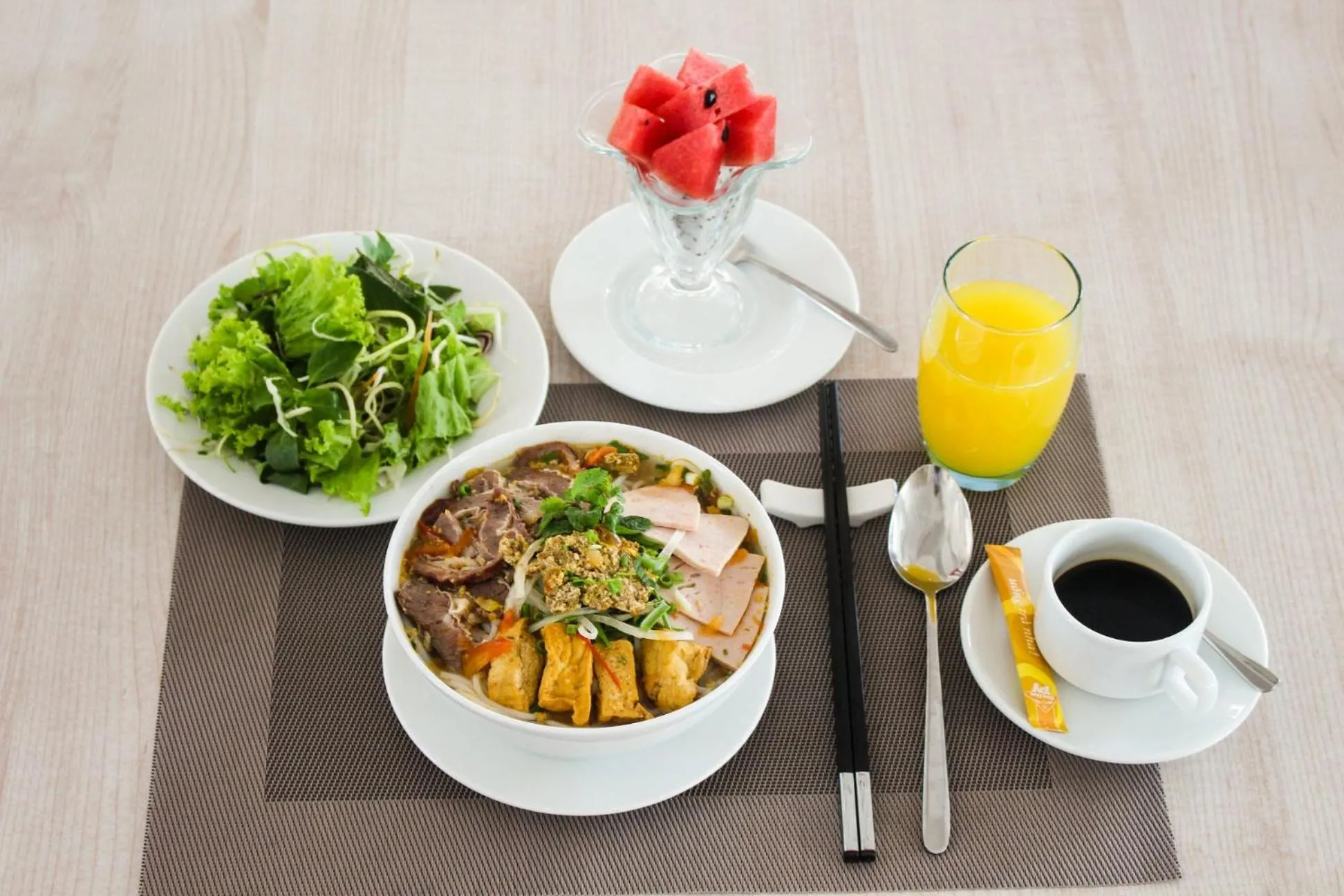 Food and drinks in Dragon Sea Hotel