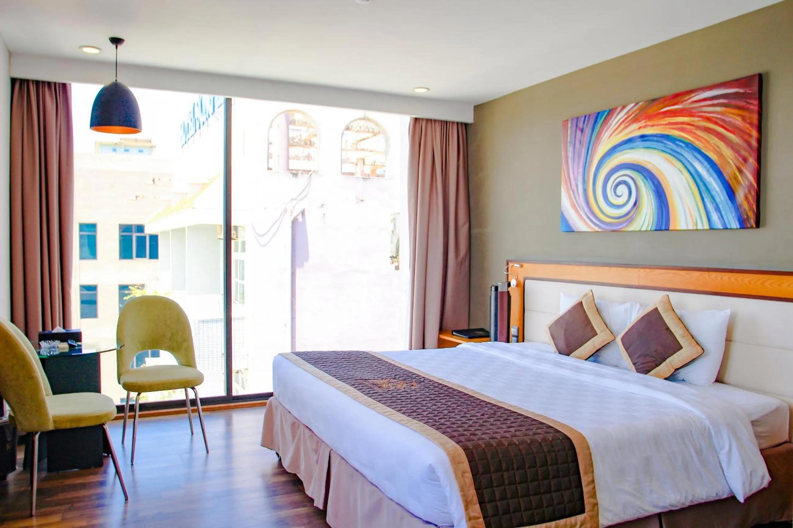 Bed in Dragon Sea Hotel