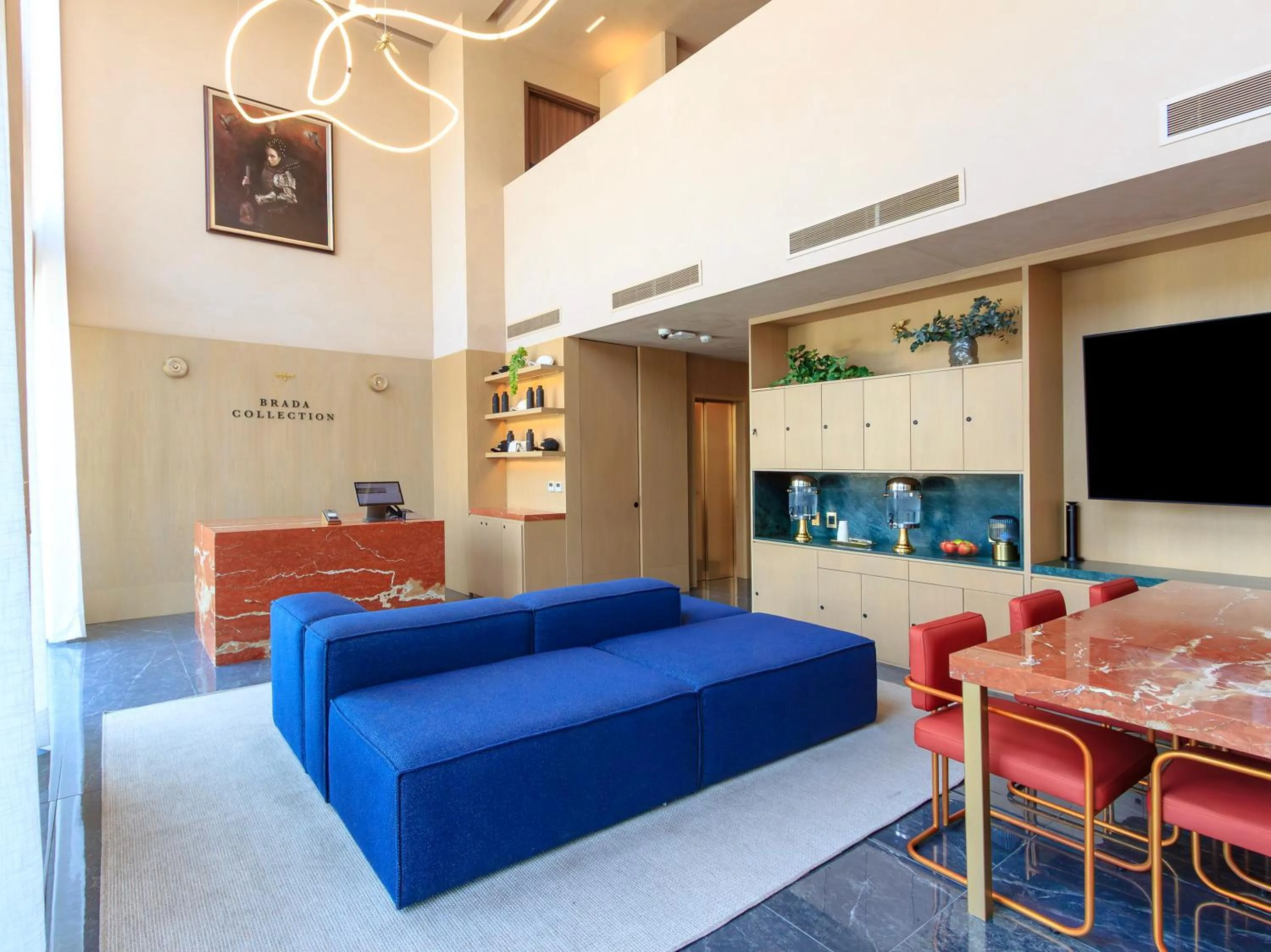Communal lounge/ TV room in Brada Collection Stays