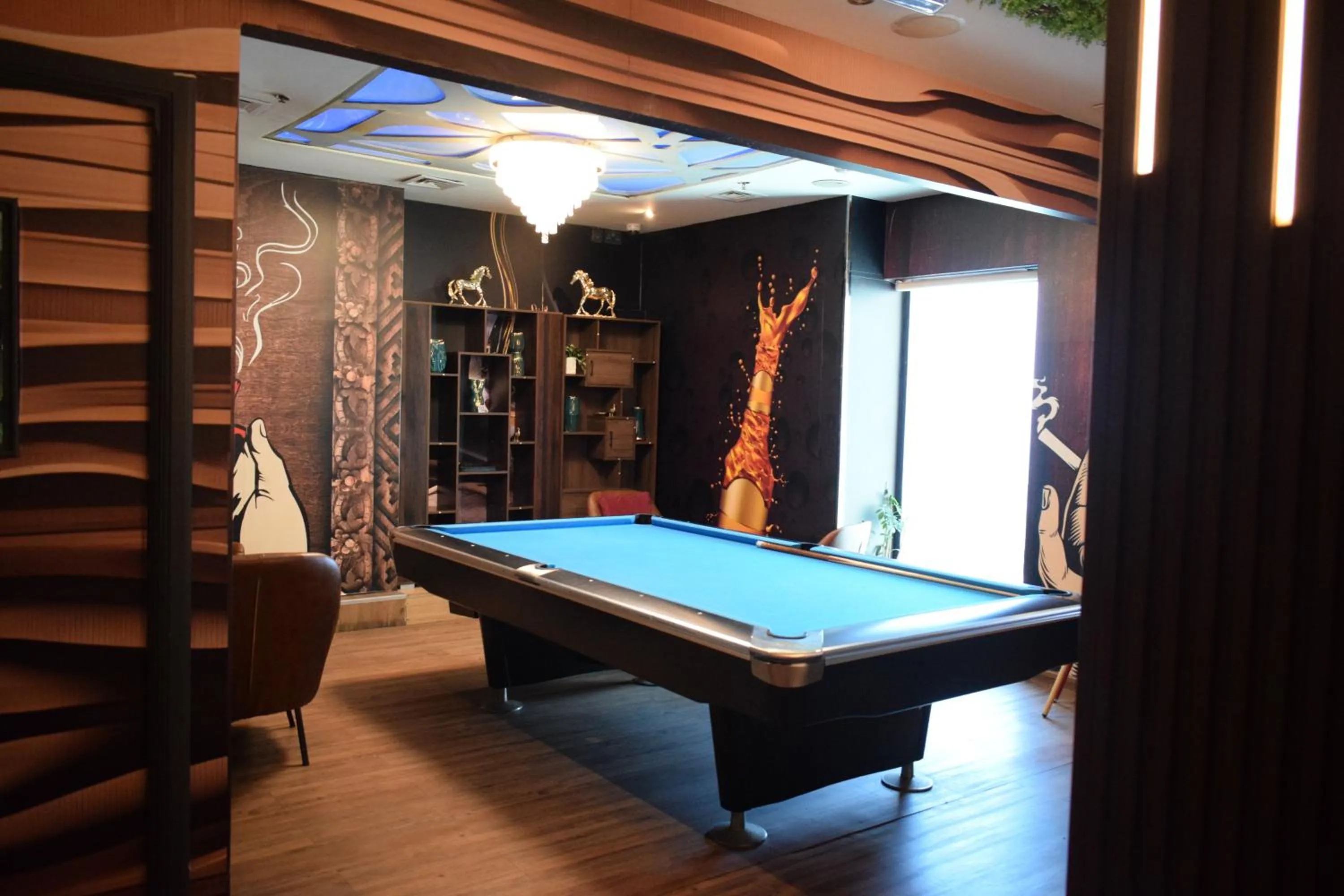 Lounge or bar in Saraya Corniche Hotel