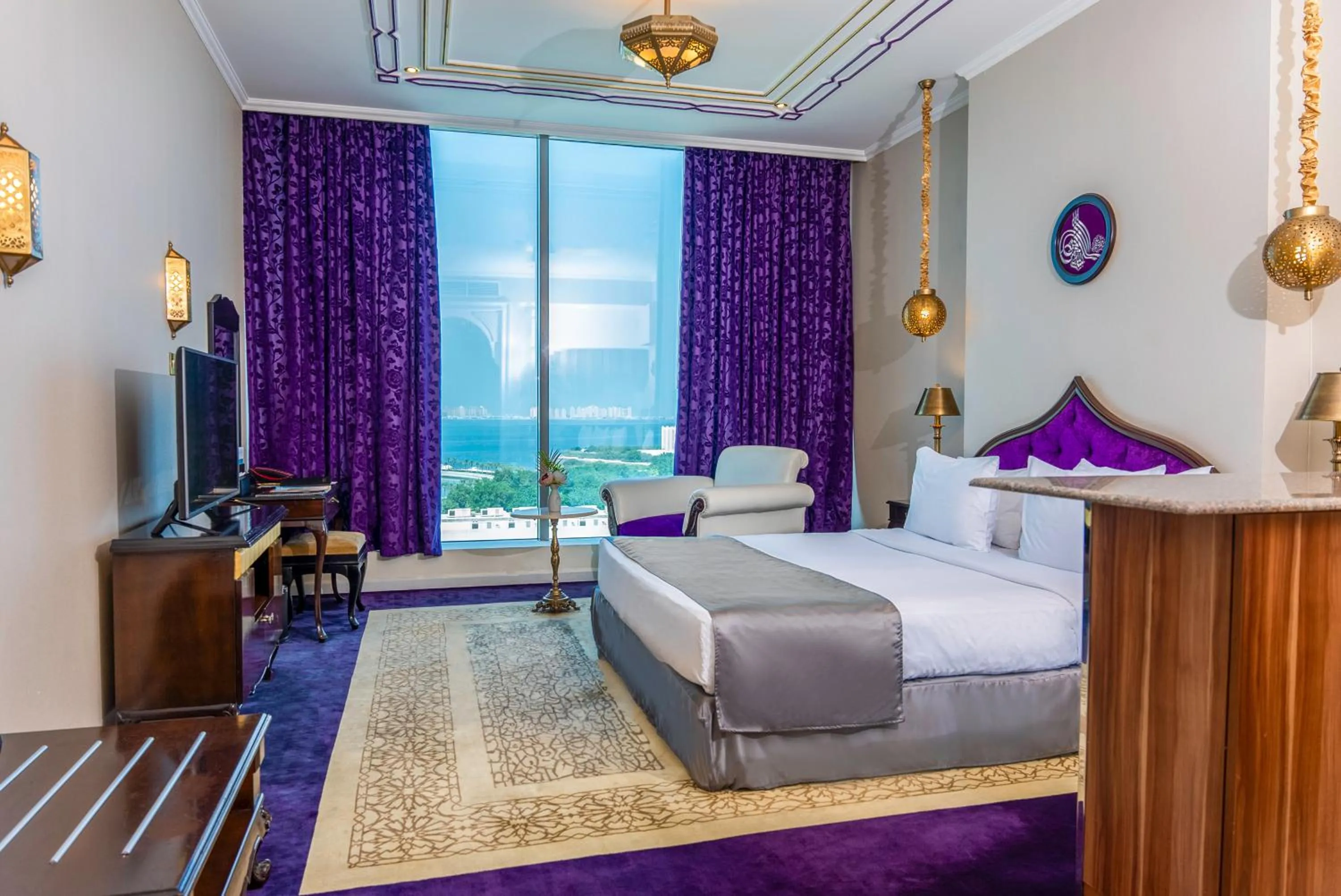 Bed in Saraya Corniche Hotel