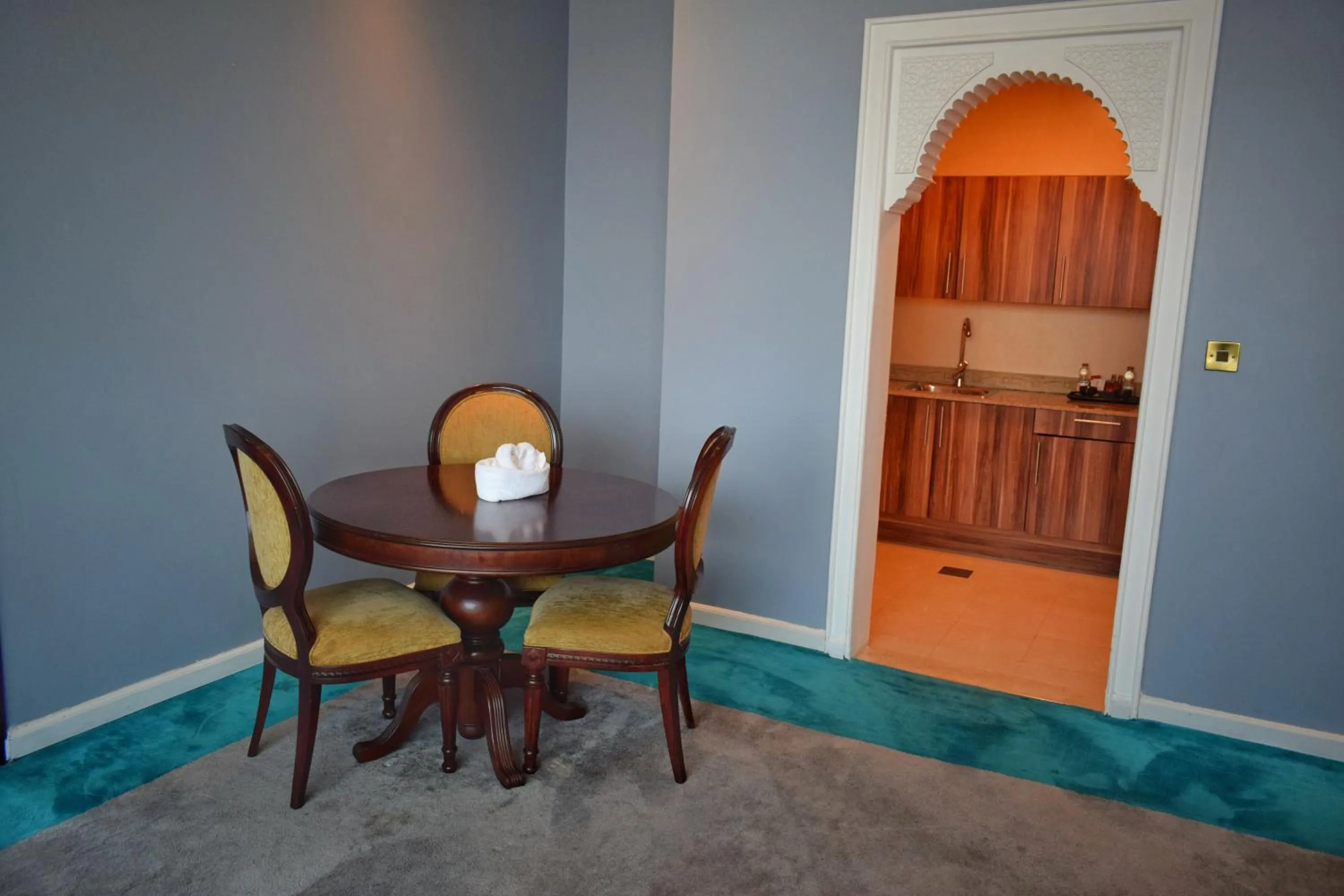 Kitchen or kitchenette in Saraya Corniche Hotel