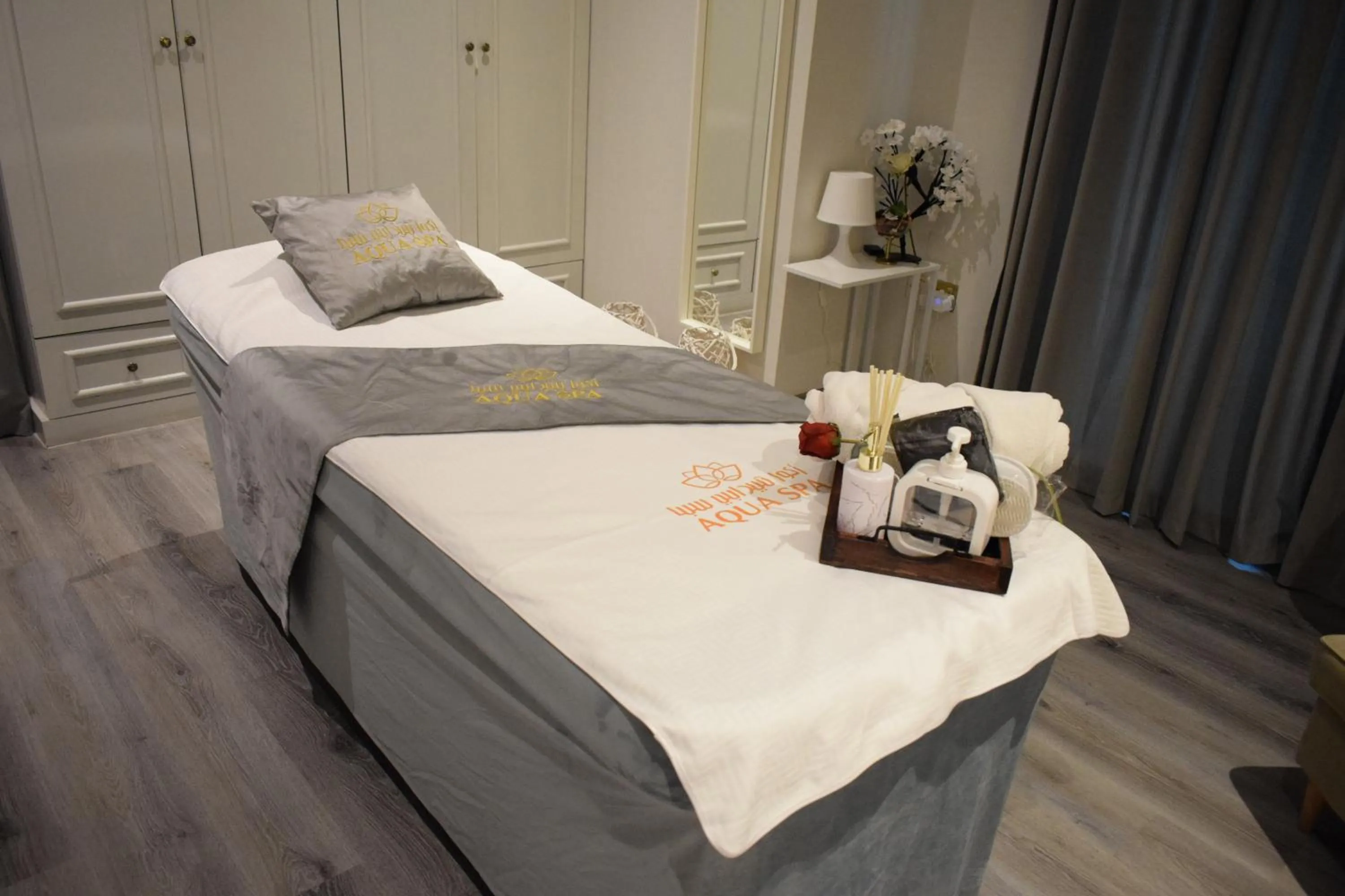 Spa and wellness centre/facilities, Bed in Saraya Corniche Hotel