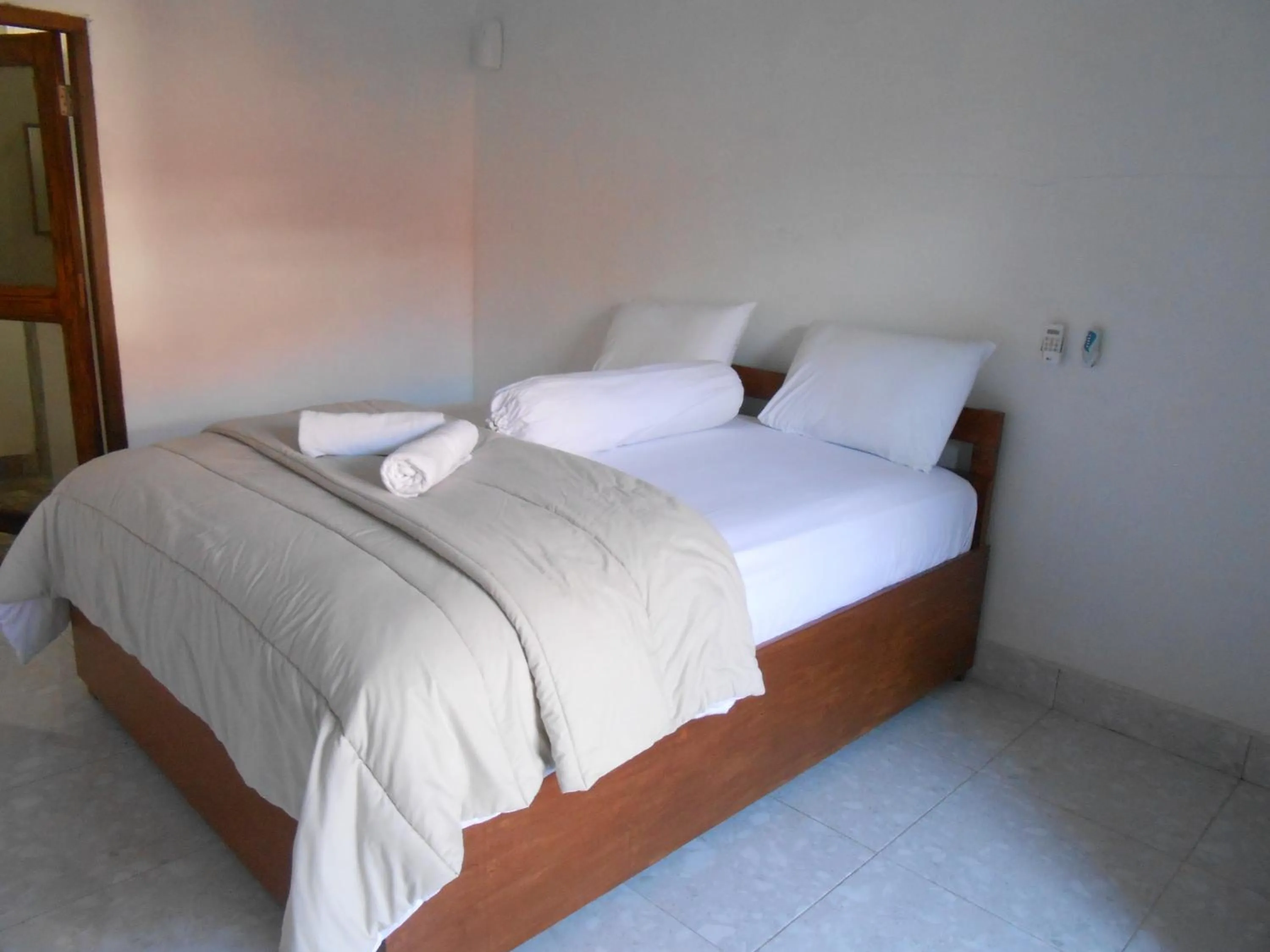 Off site, Bed in Sari Laut