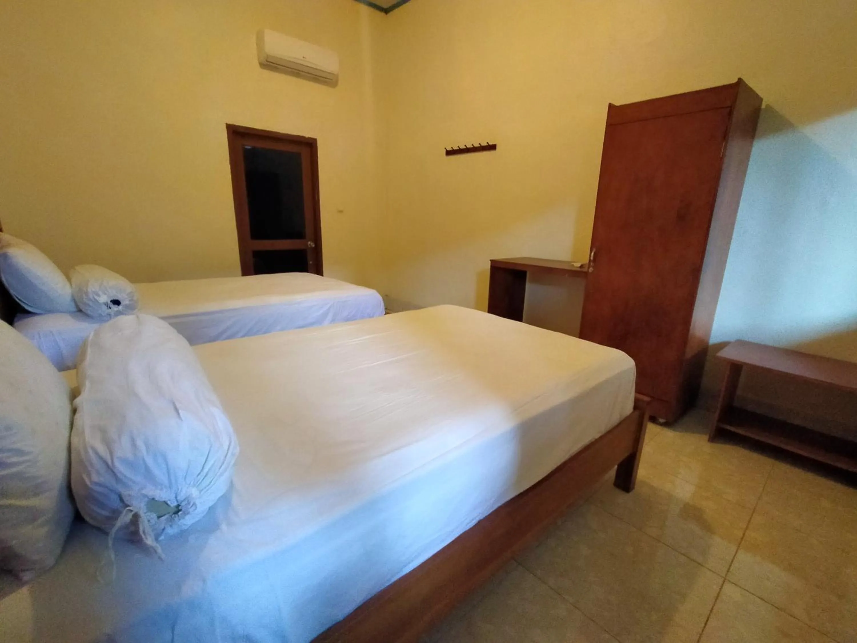 Bedroom, Bed in Sari Laut