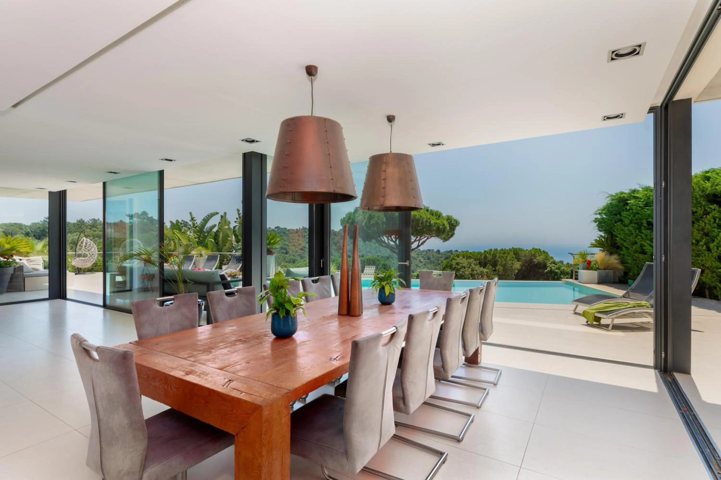Dining area in Siview Villa