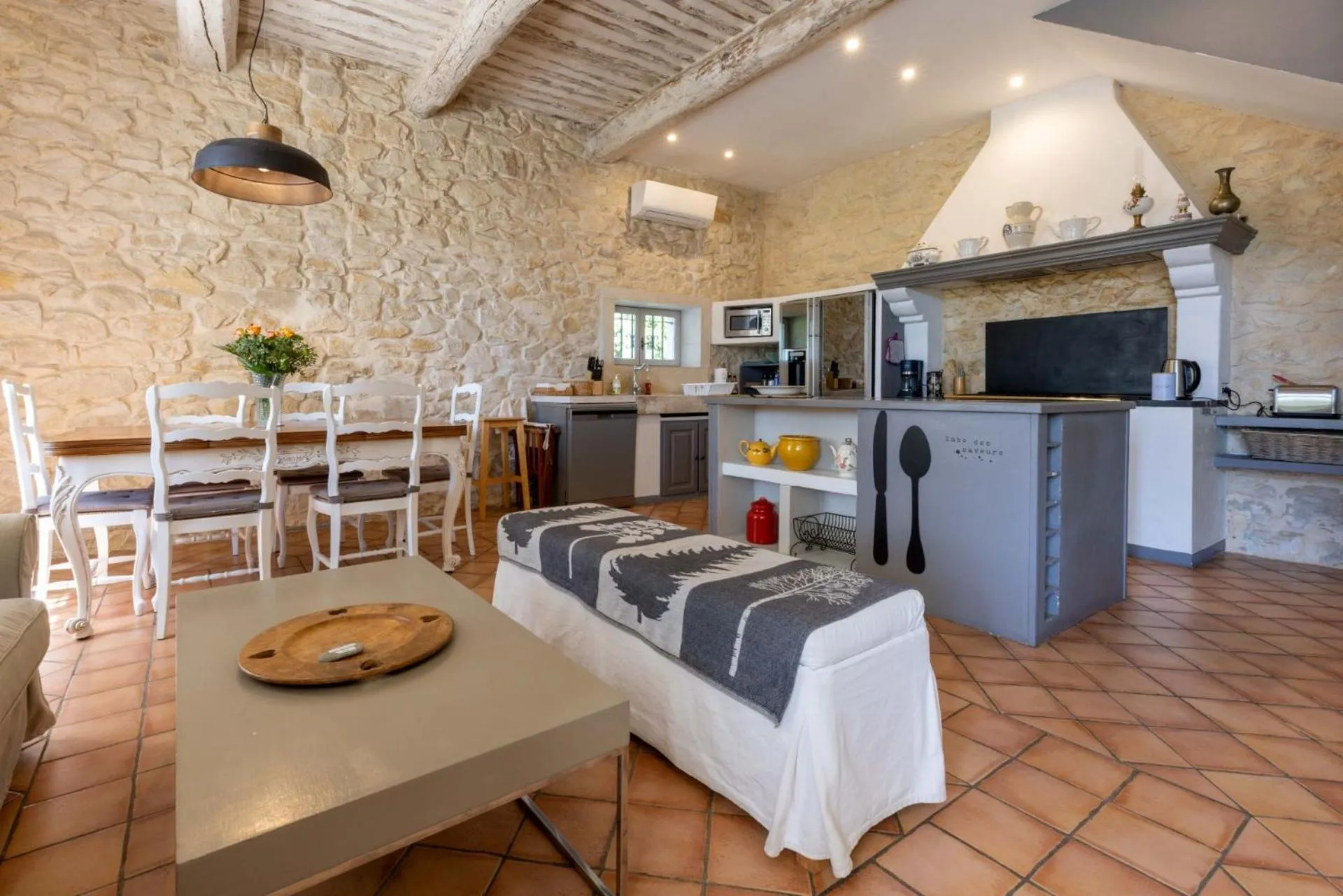 Living room in La Bastide des Amouriers