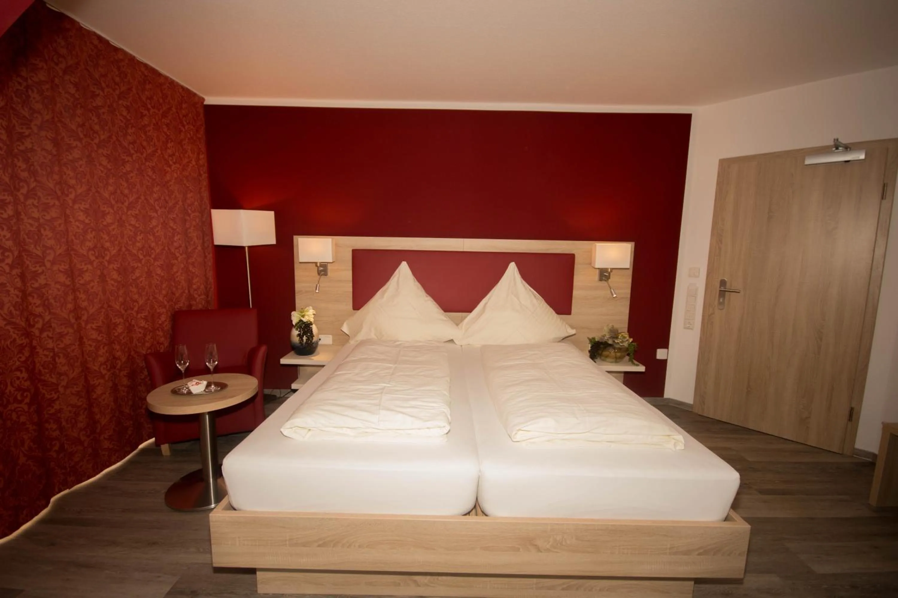 Bedroom, Bed in Hotel Sonne am Meer