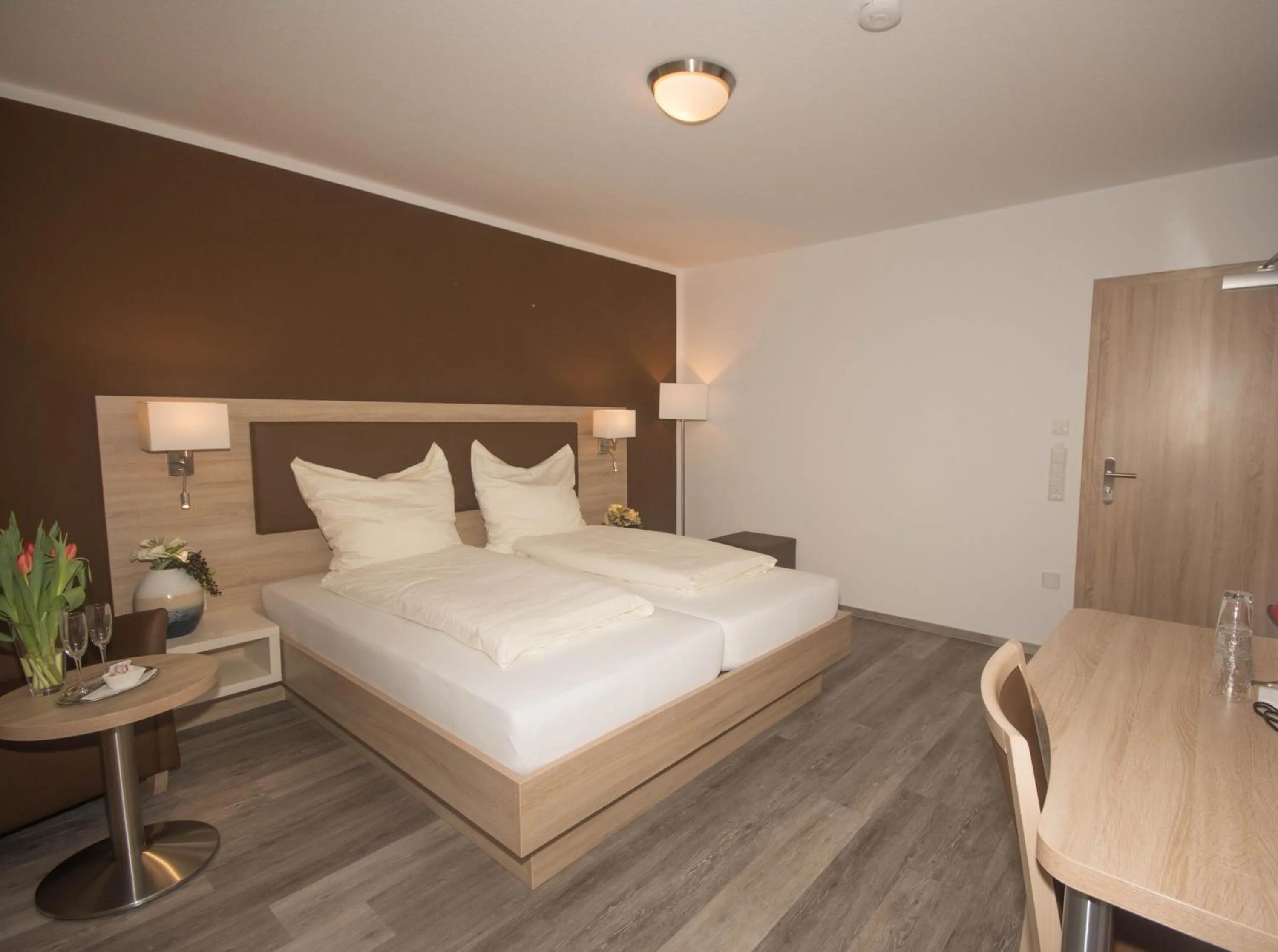 Photo of the whole room, Bed in Hotel Sonne am Meer