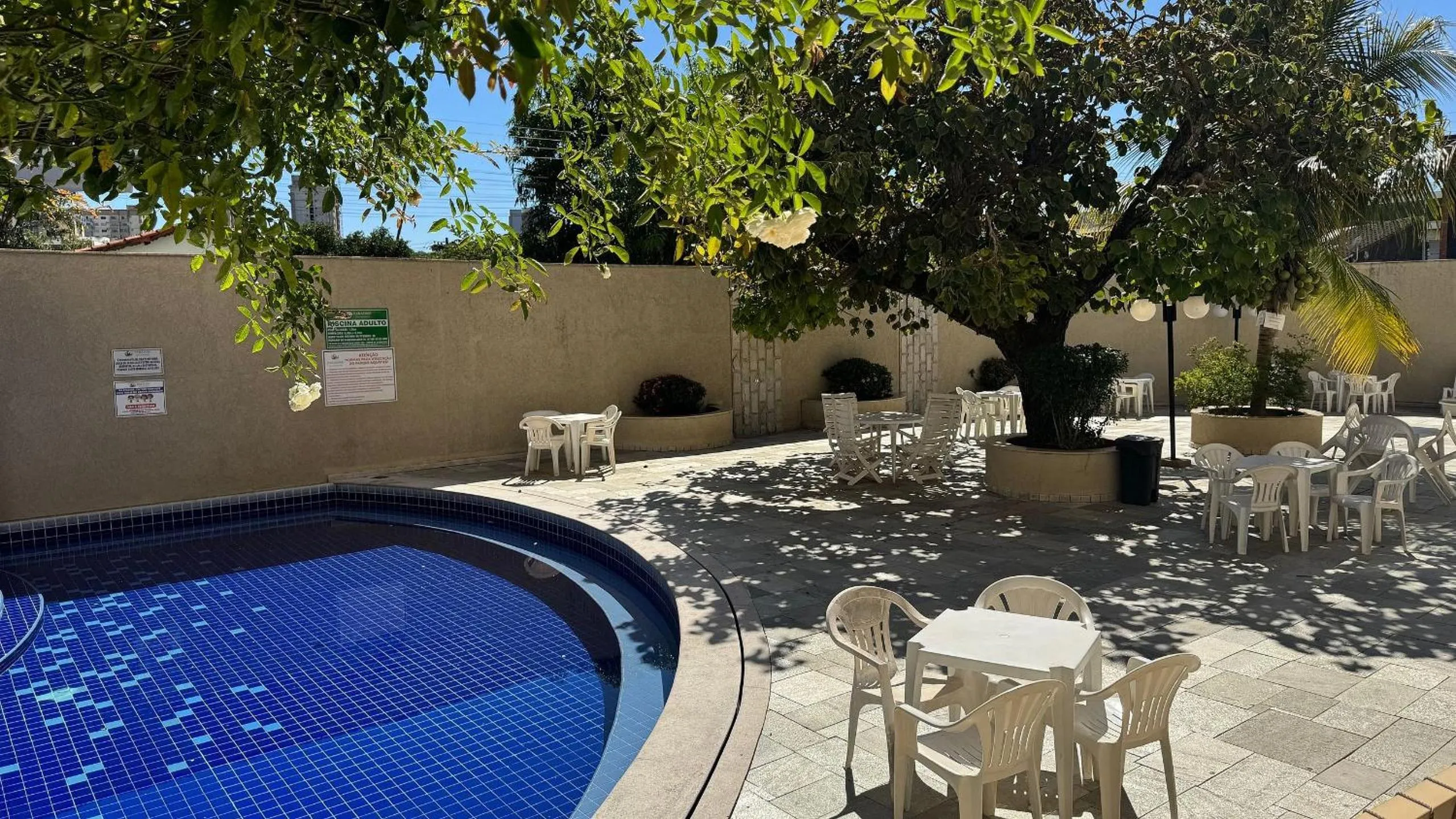 Paradise Flat Residence