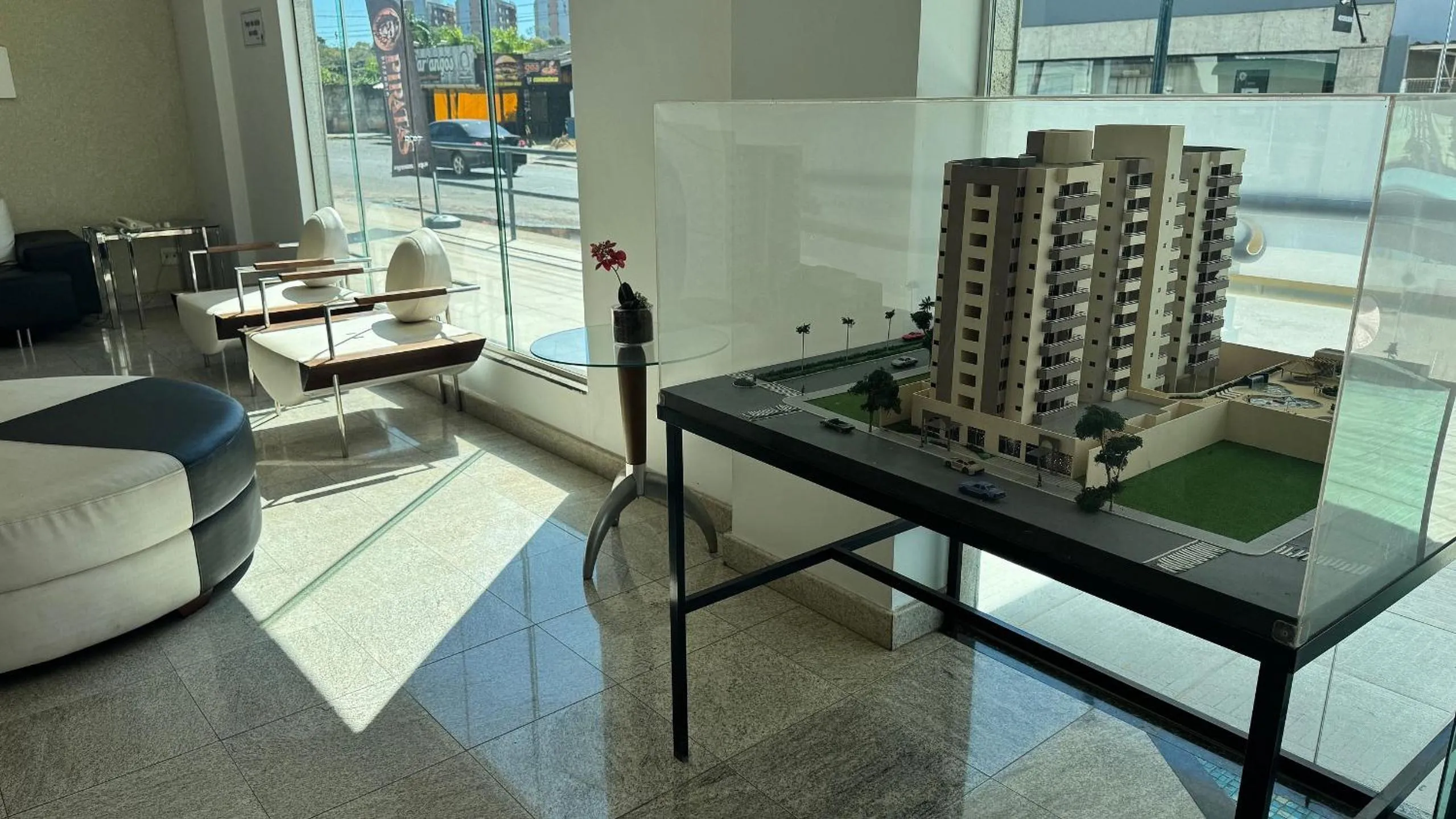 Paradise Flat Residence