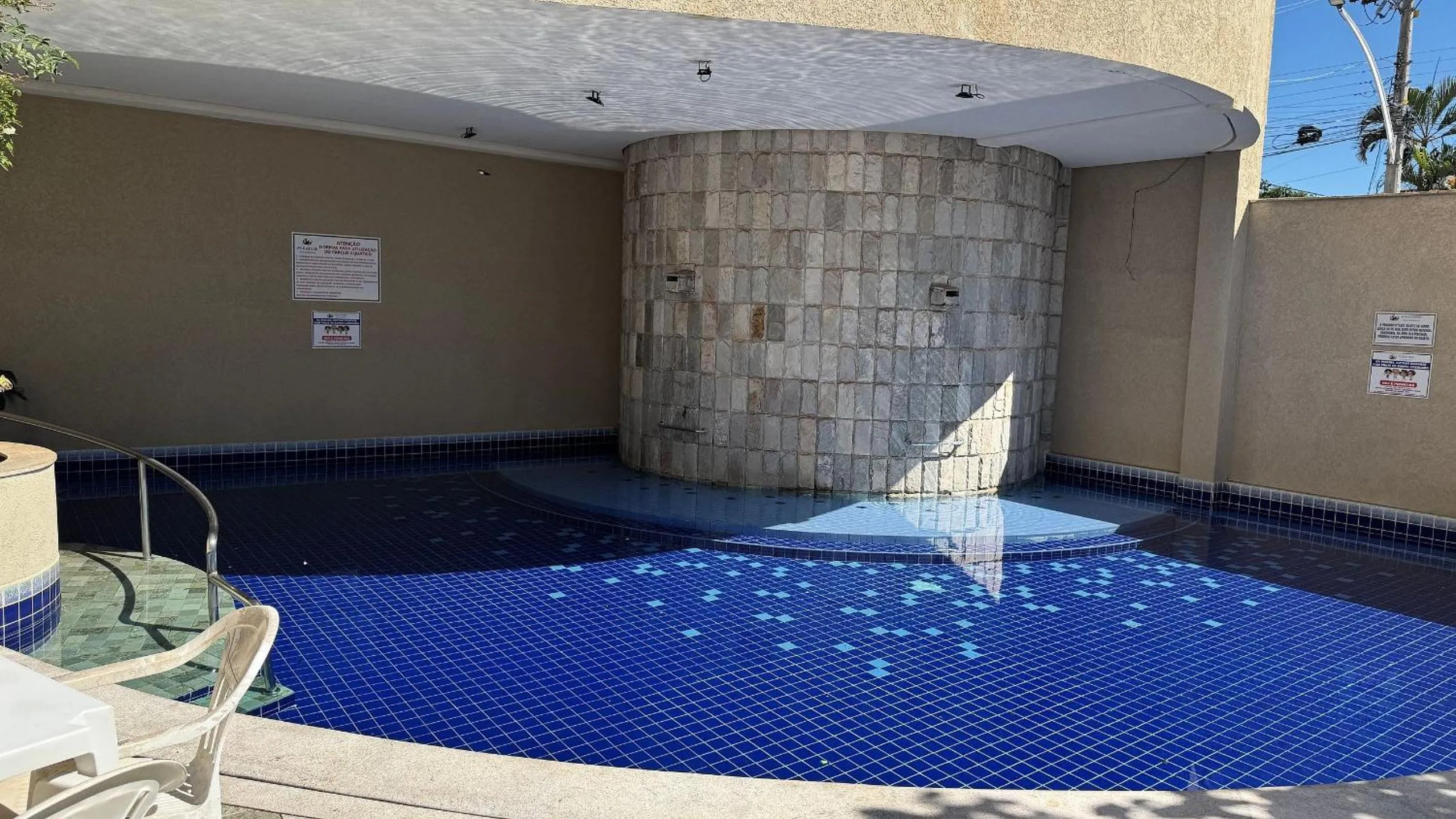 Paradise Flat Residence