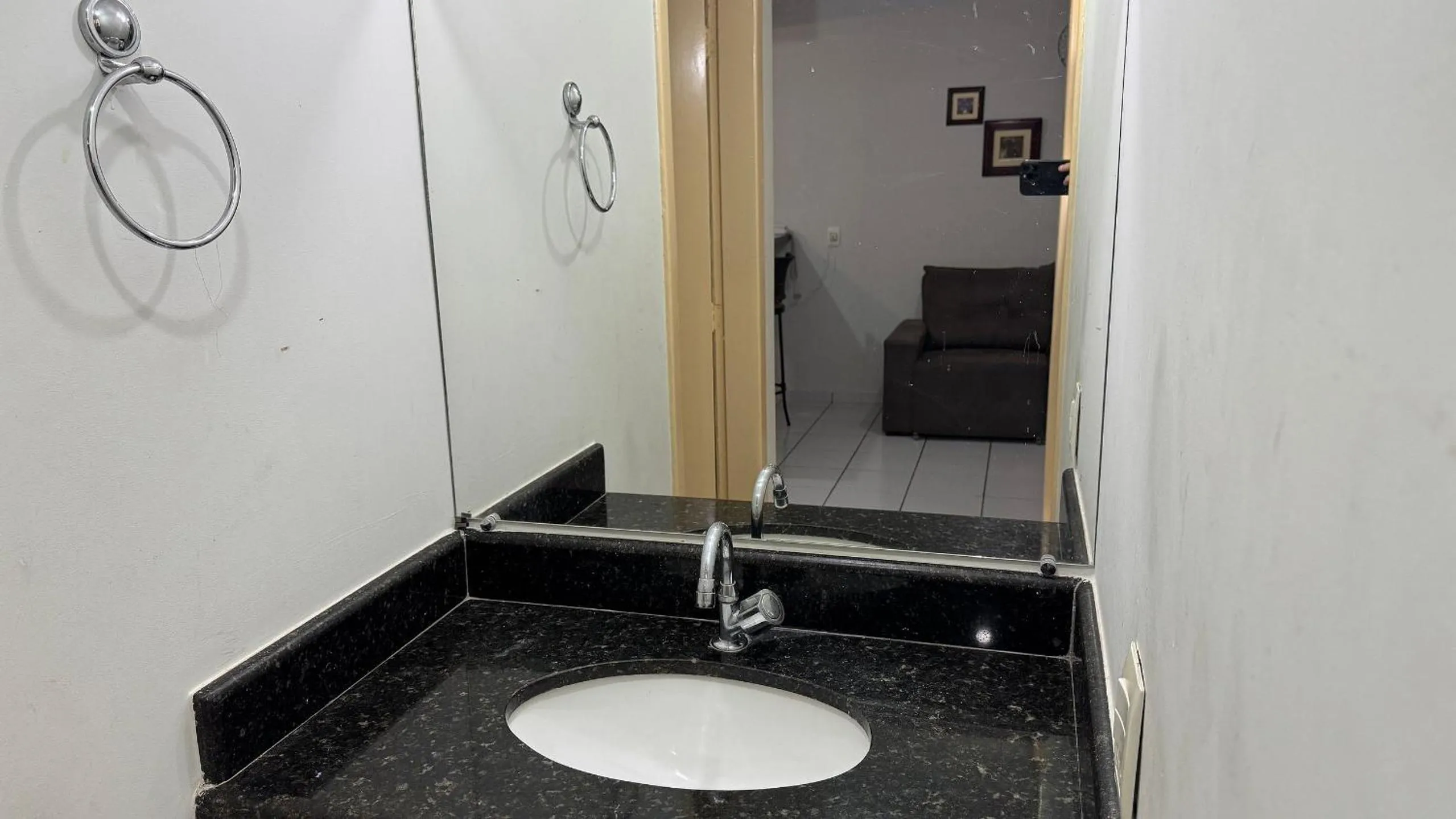 Toilet in Paradise Flat Residence