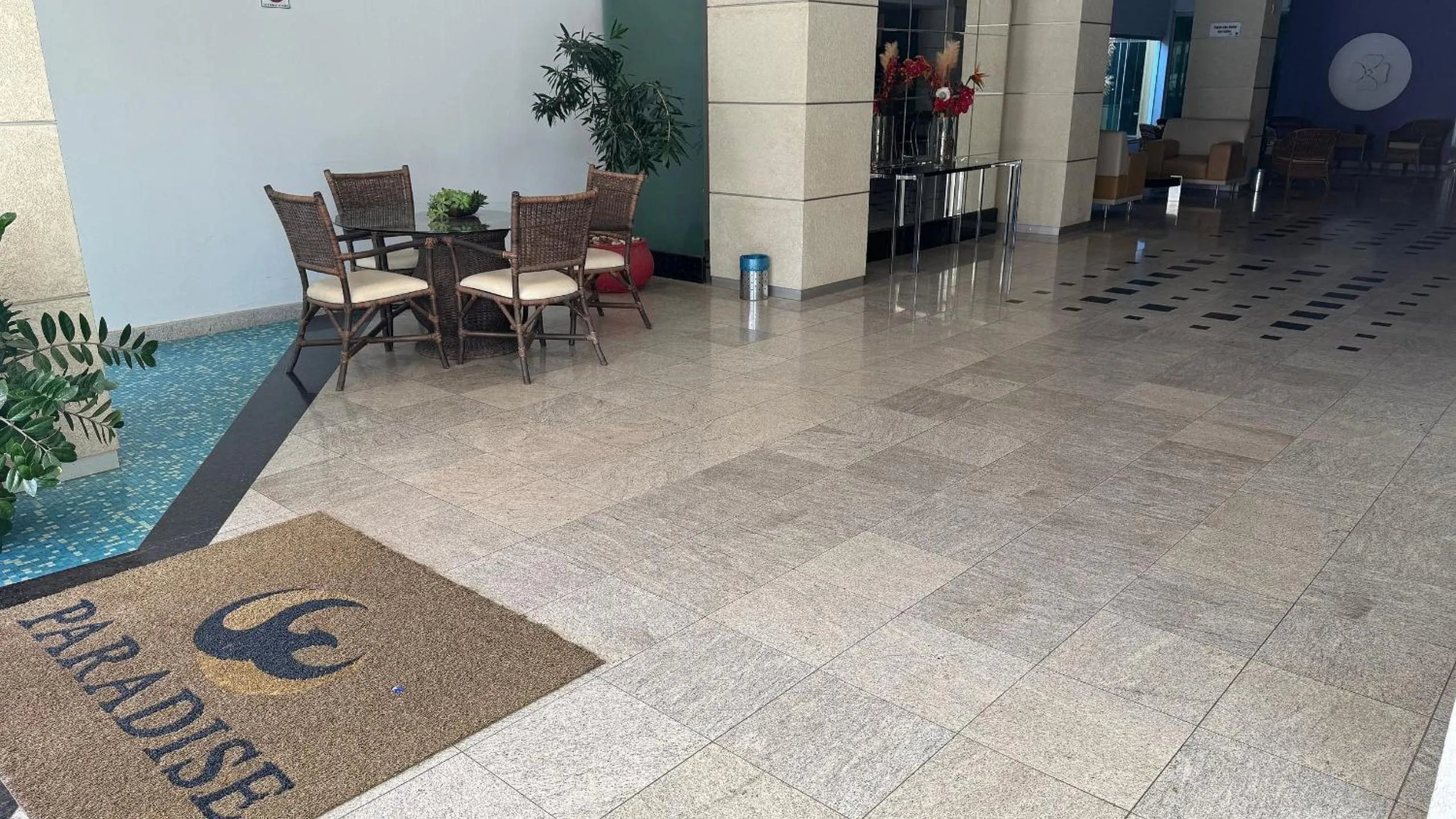 Paradise Flat Residence