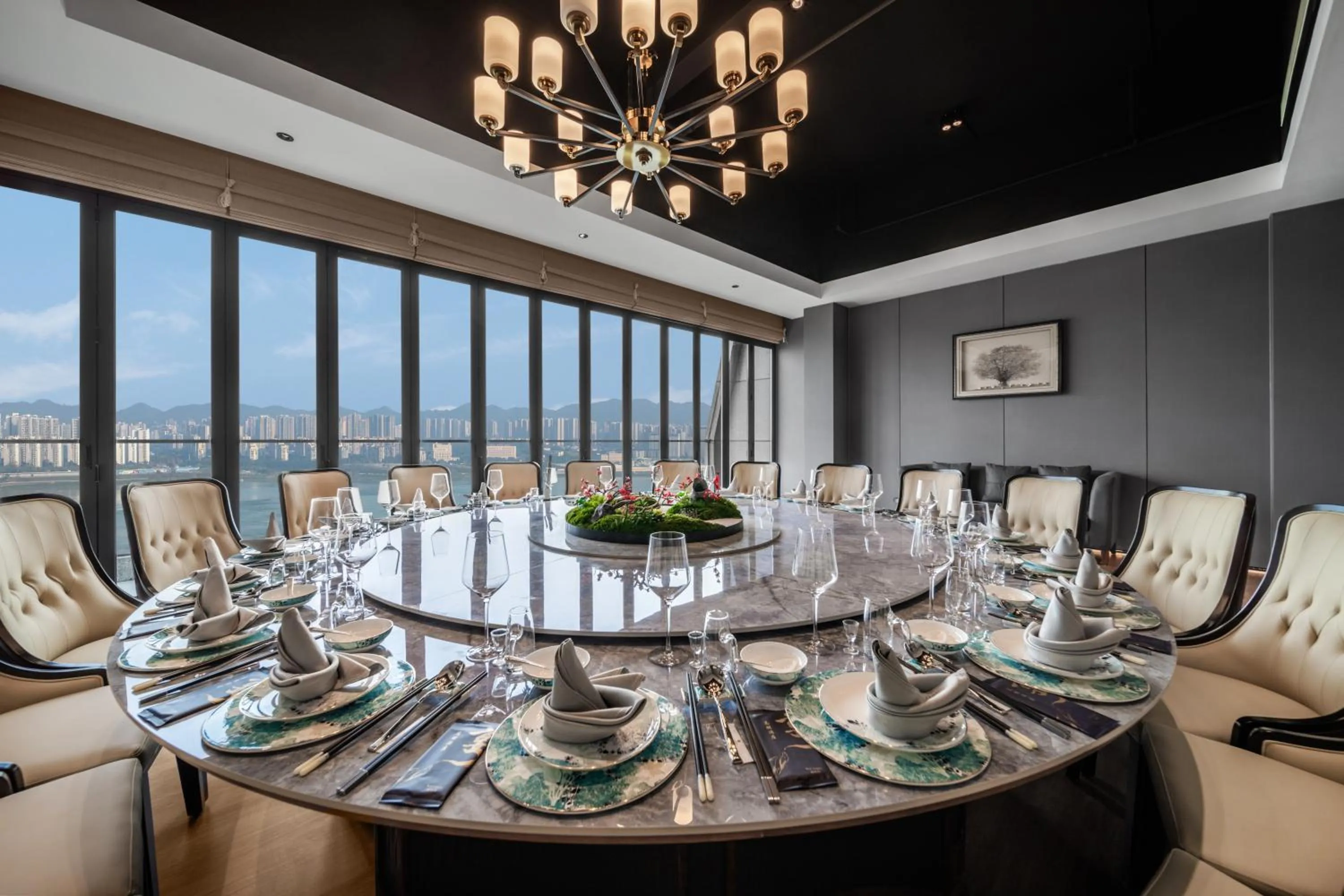 Restaurant/places to eat in Chongqing Jiayu Emperor Hotel