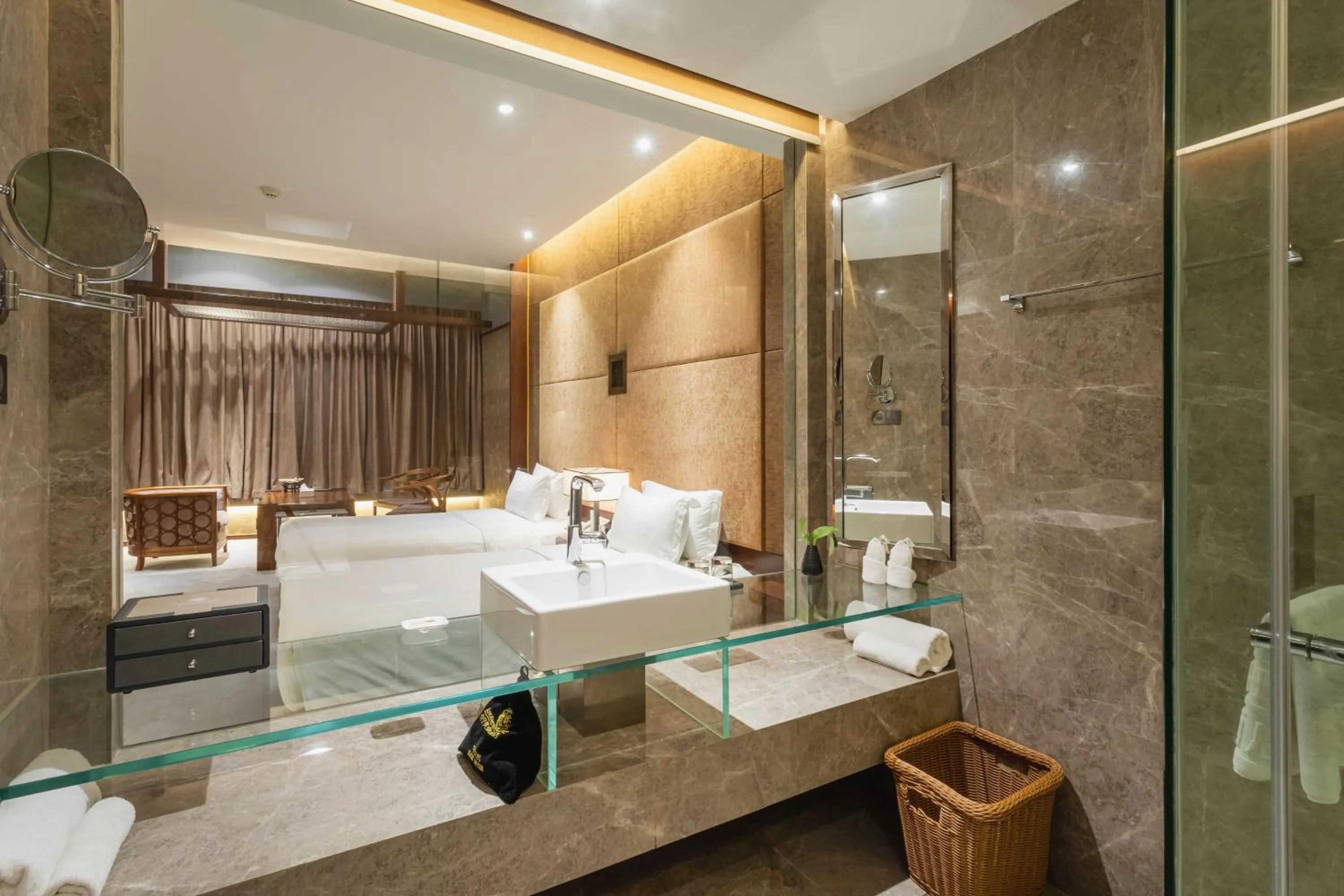 Bathroom in Chongqing Jiayu Emperor Hotel