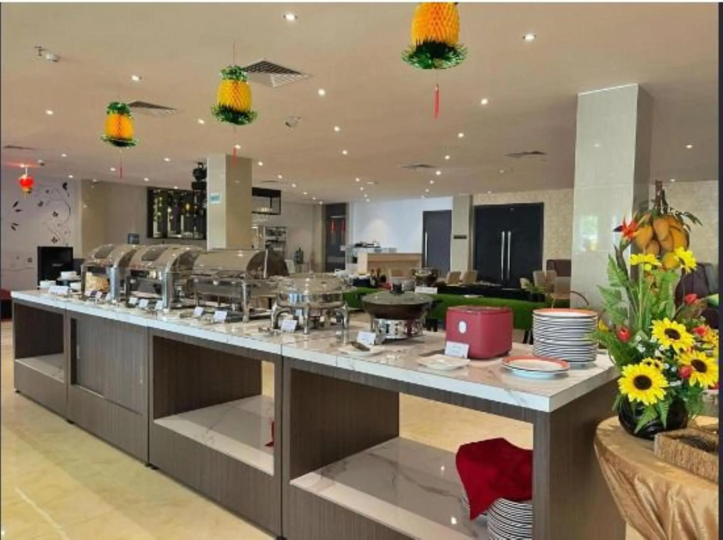 Restaurant/places to eat in Alltrue Sydney Hotel Batam Center