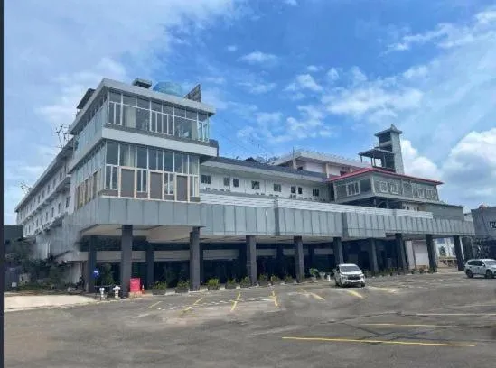 Property building in Alltrue Sydney Hotel Batam Center