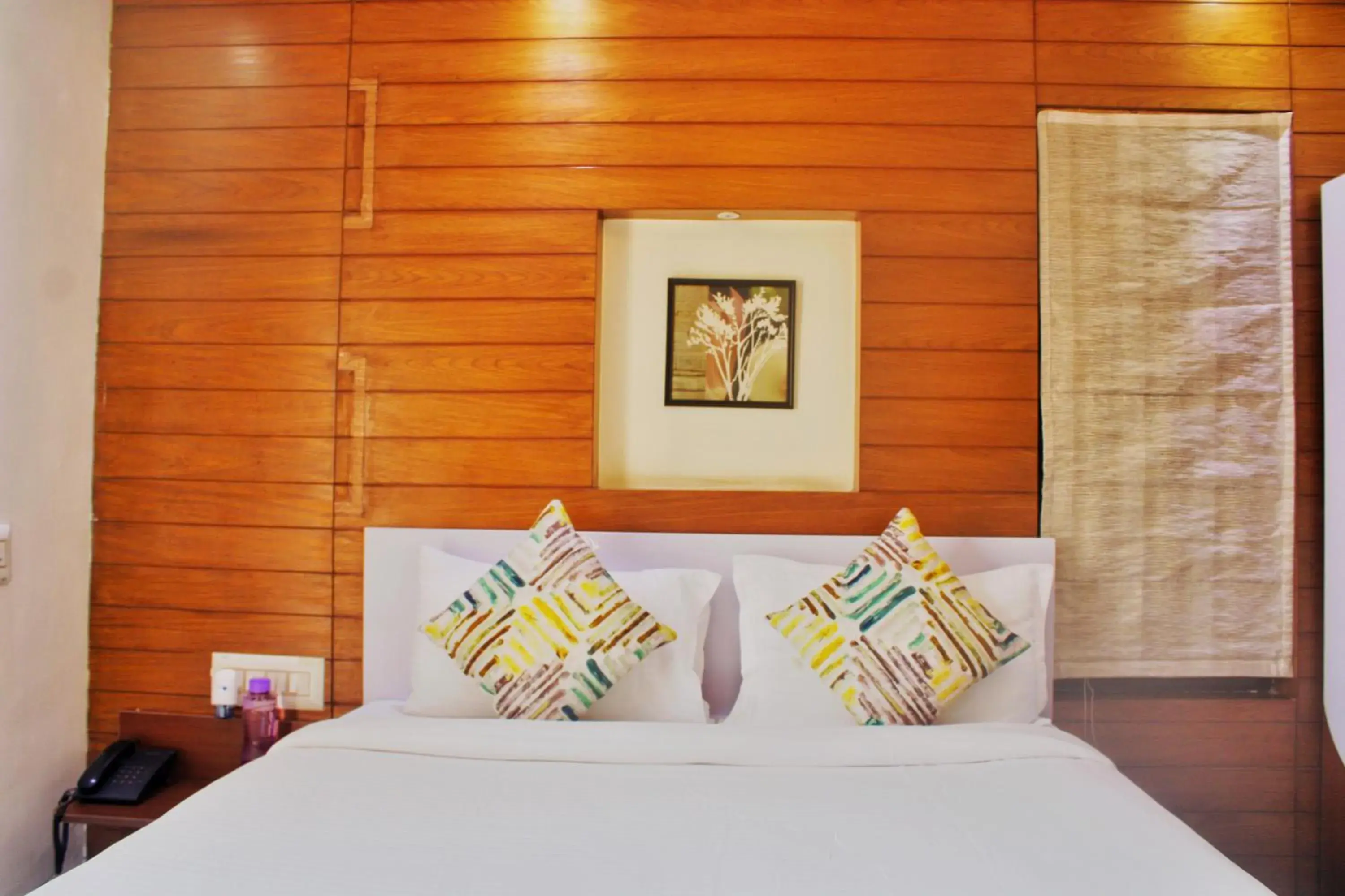 Deluxe Double Room with Balcony - single occupancy in Mystic Felicity Inn Deluxe Double Room with Balcony - single occupancy in Mystic Felicity Inn