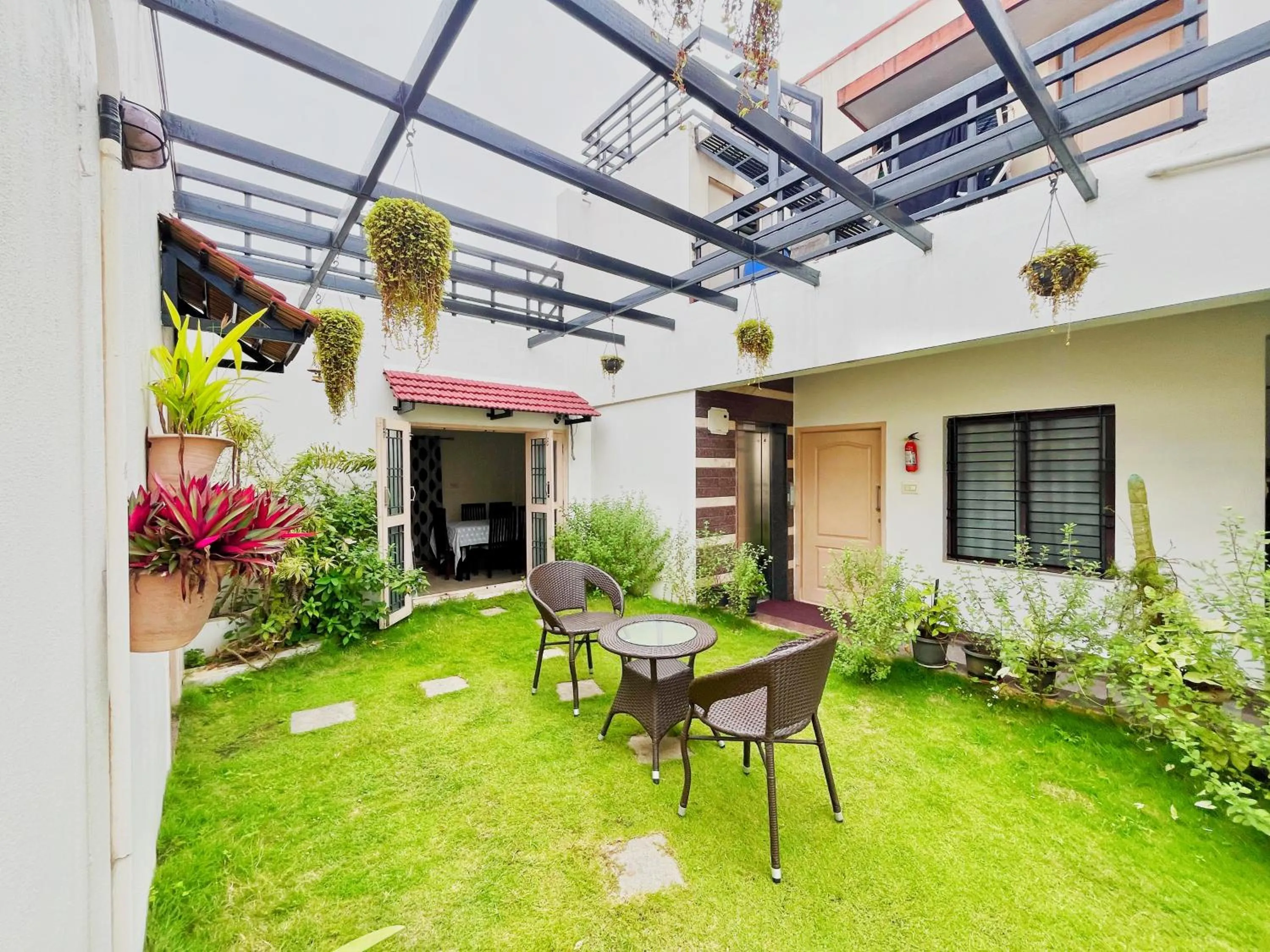 Balcony/Terrace in Mystic Felicity Inn